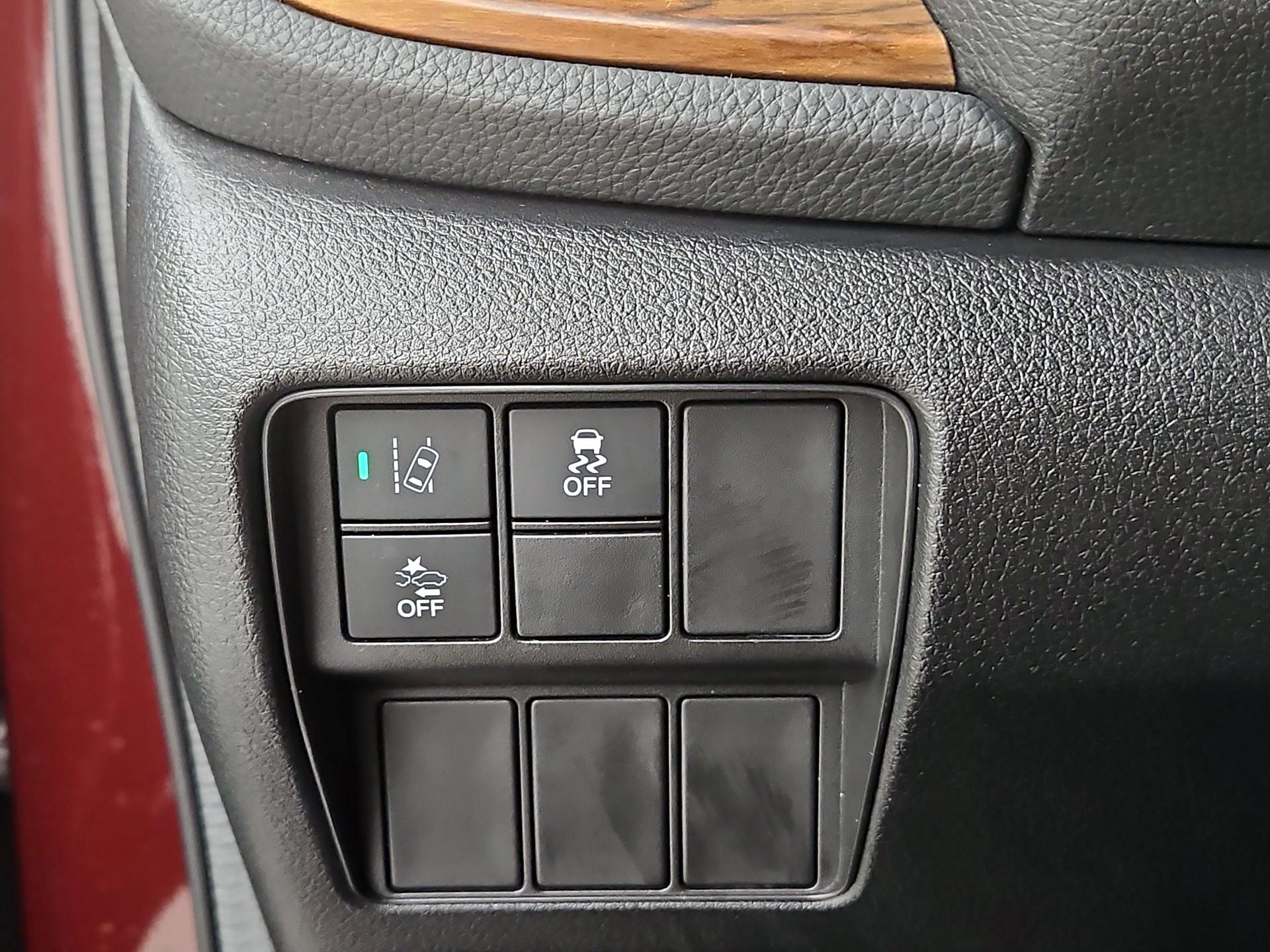 Thumbnail: 2018 Honda CR-V - 13