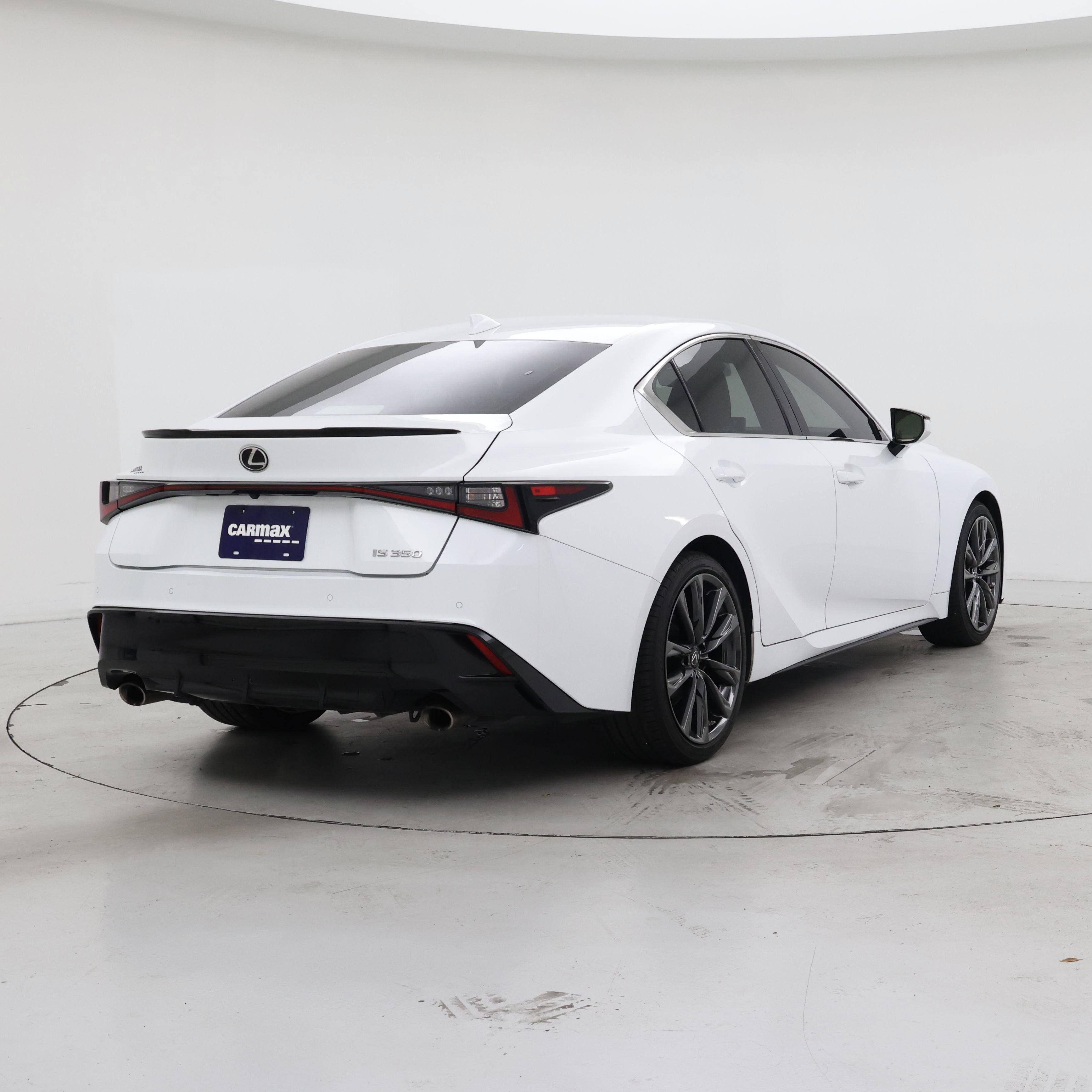 Thumbnail: 2022 Lexus IS - 8