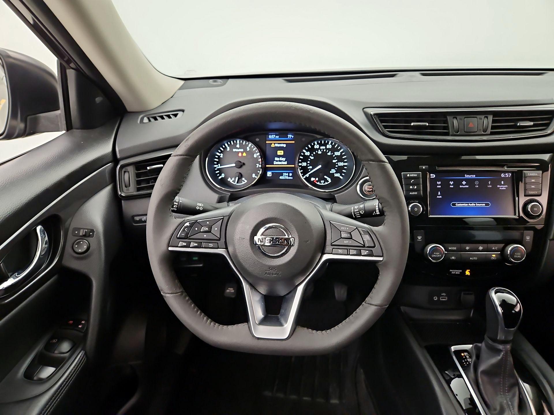 Thumbnail: 2020 Nissan Rogue - 10