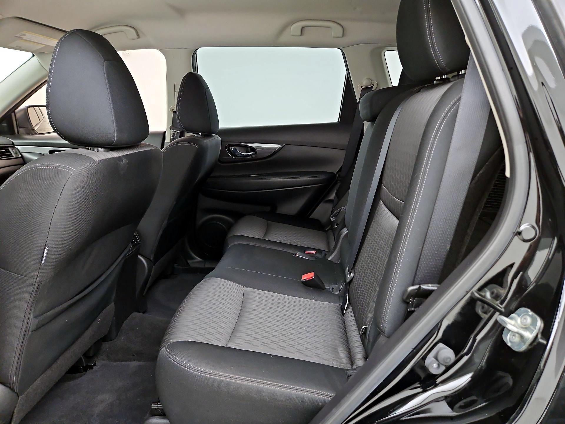 Thumbnail: 2020 Nissan Rogue - 19