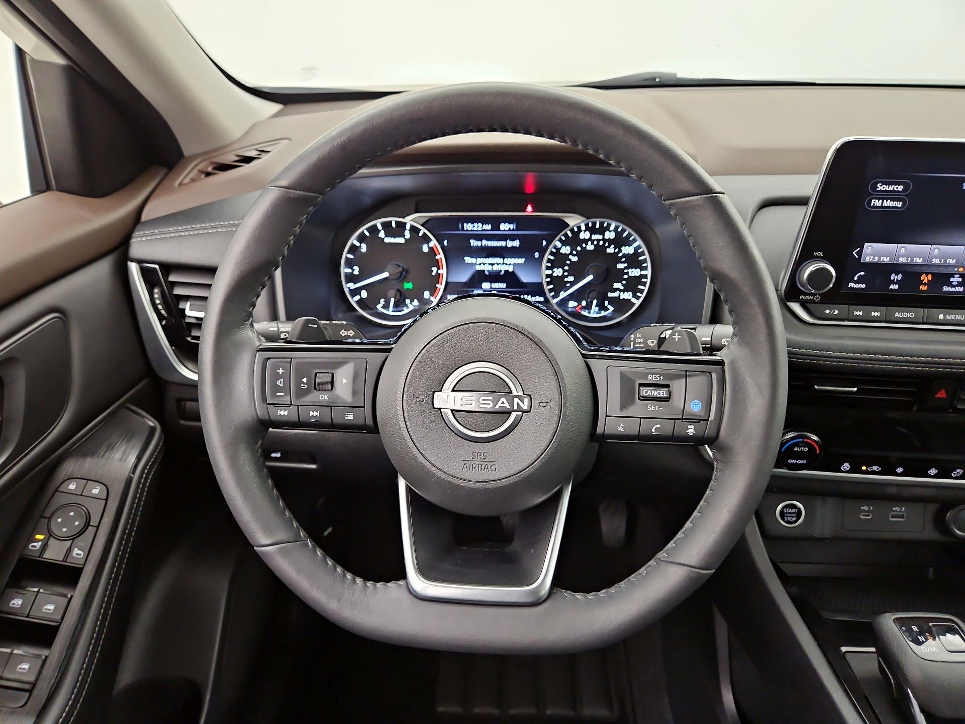 Thumbnail: 2022 Nissan Rogue - 10