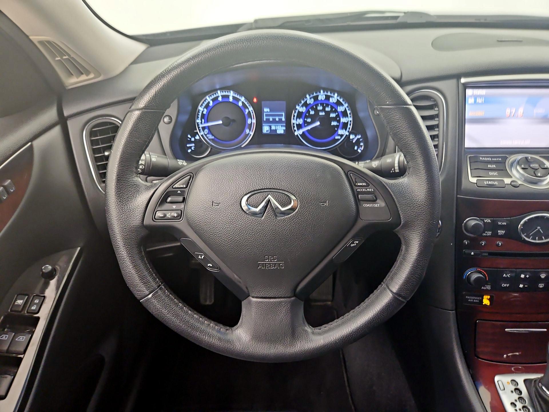 Thumbnail: 2017 INFINITI QX50 - 10