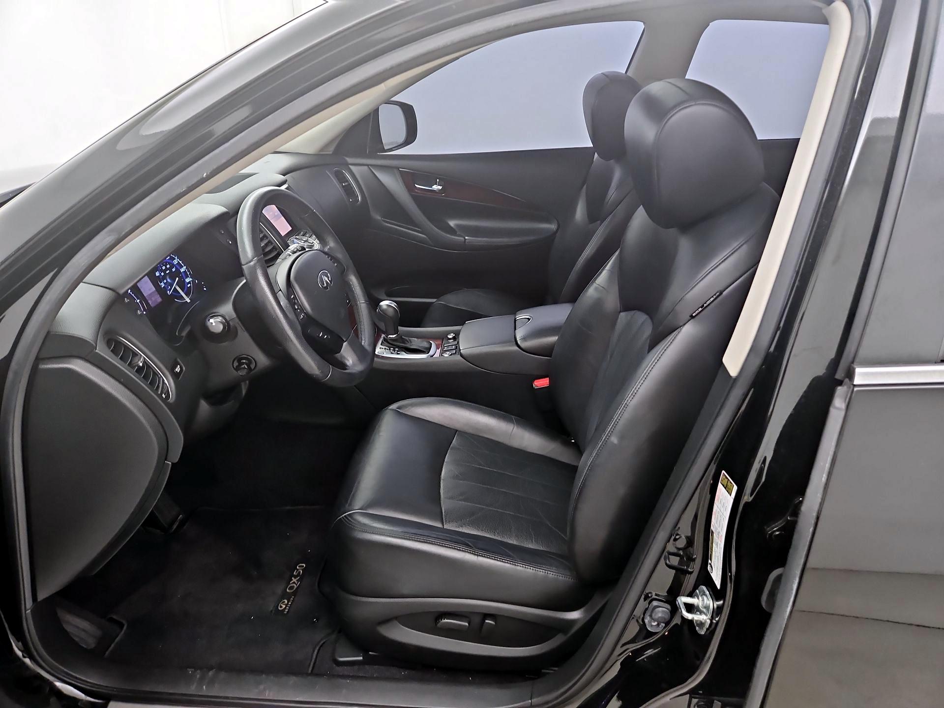 Thumbnail: 2017 INFINITI QX50 - 11