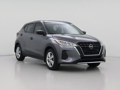 Gray 2022 Nissan Kicks S