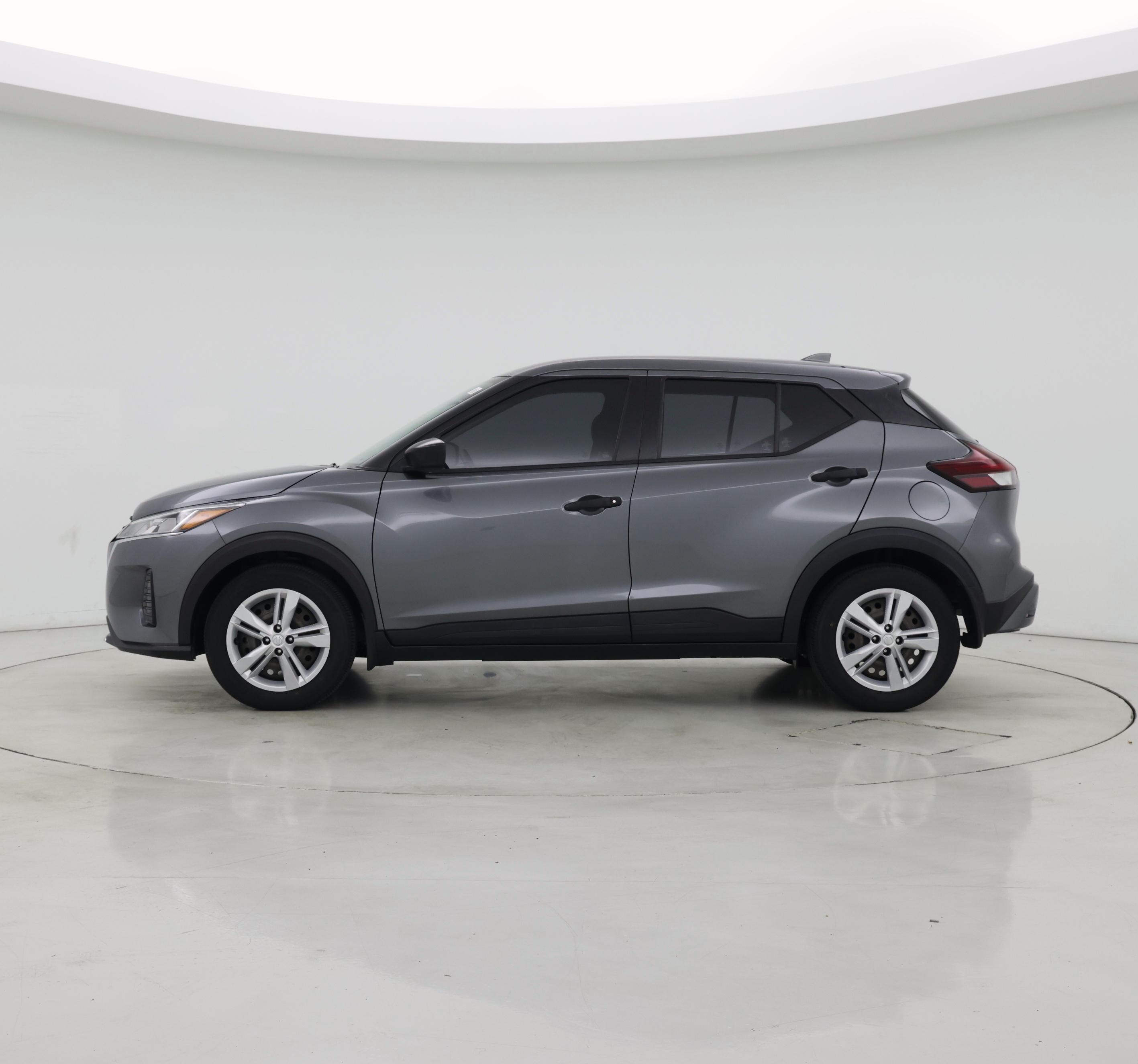 Thumbnail: 2022 Nissan Kicks - 3