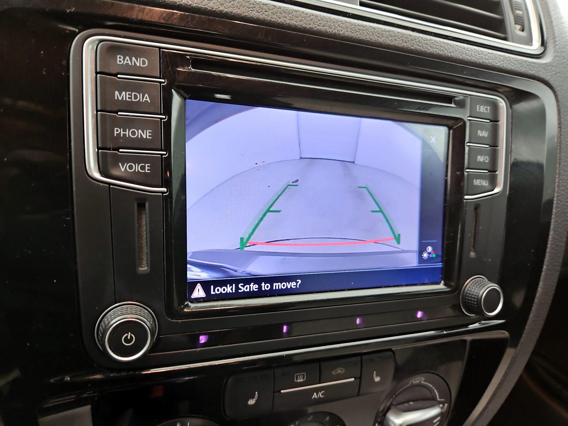 Thumbnail: 2016 Volkswagen Jetta - 14