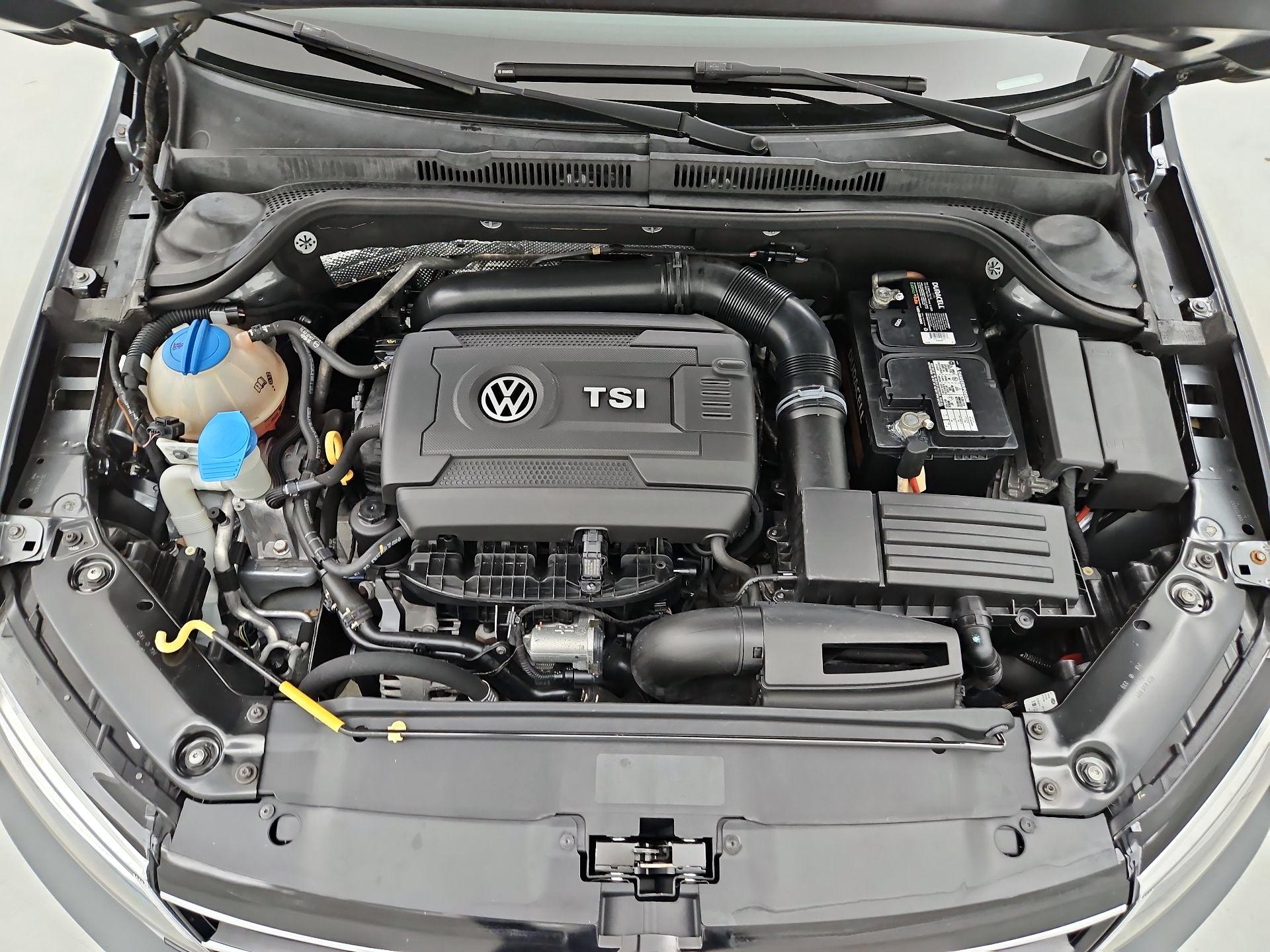 Thumbnail: 2016 Volkswagen Jetta - 20
