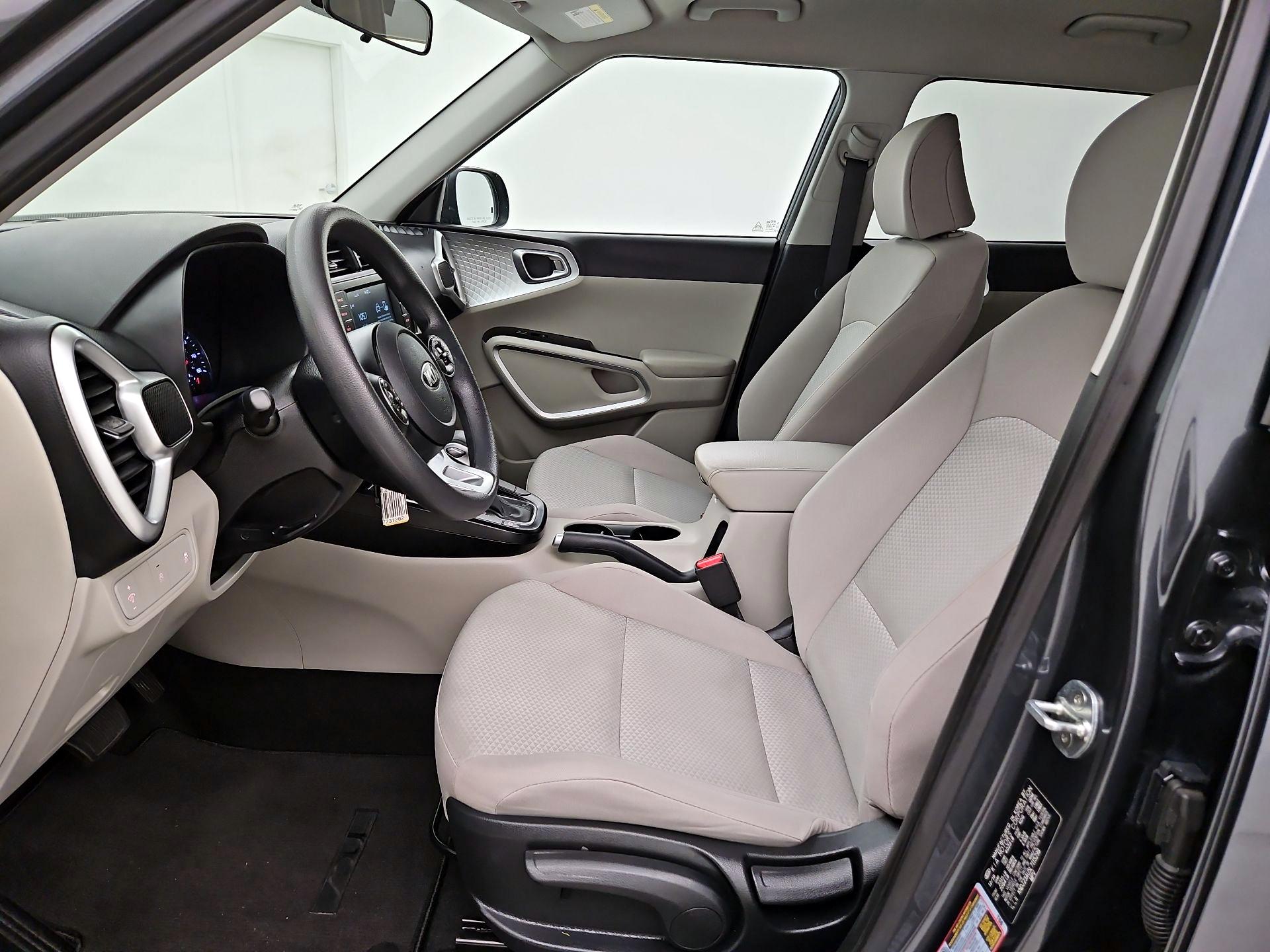 Thumbnail: 2020 Kia Soul - 11
