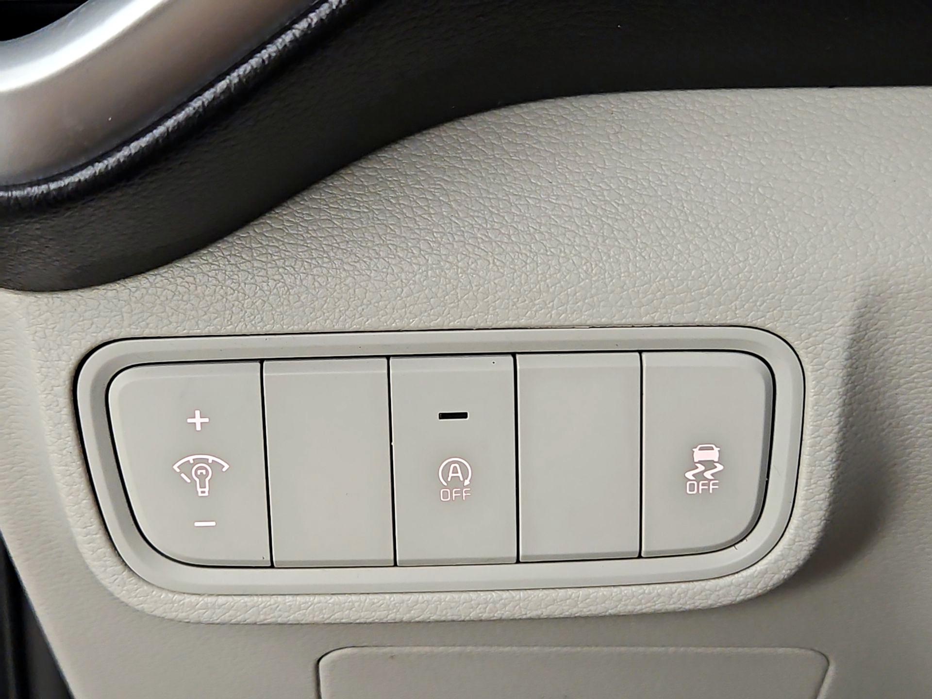 Thumbnail: 2020 Kia Soul - 13