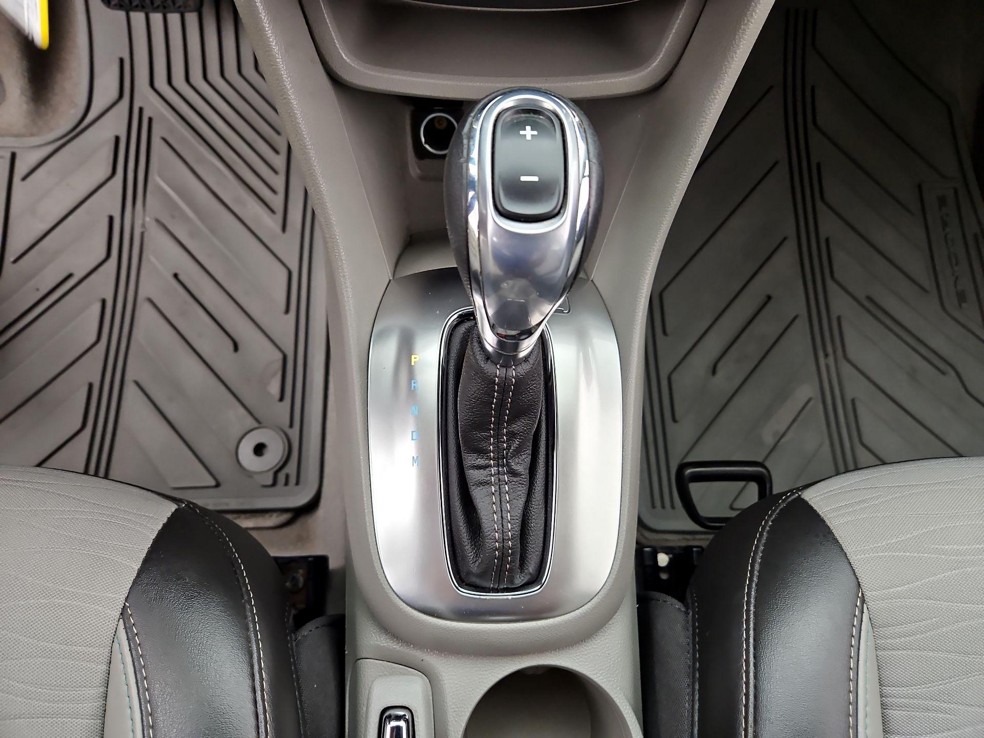Thumbnail: 2016 Buick Encore - 17