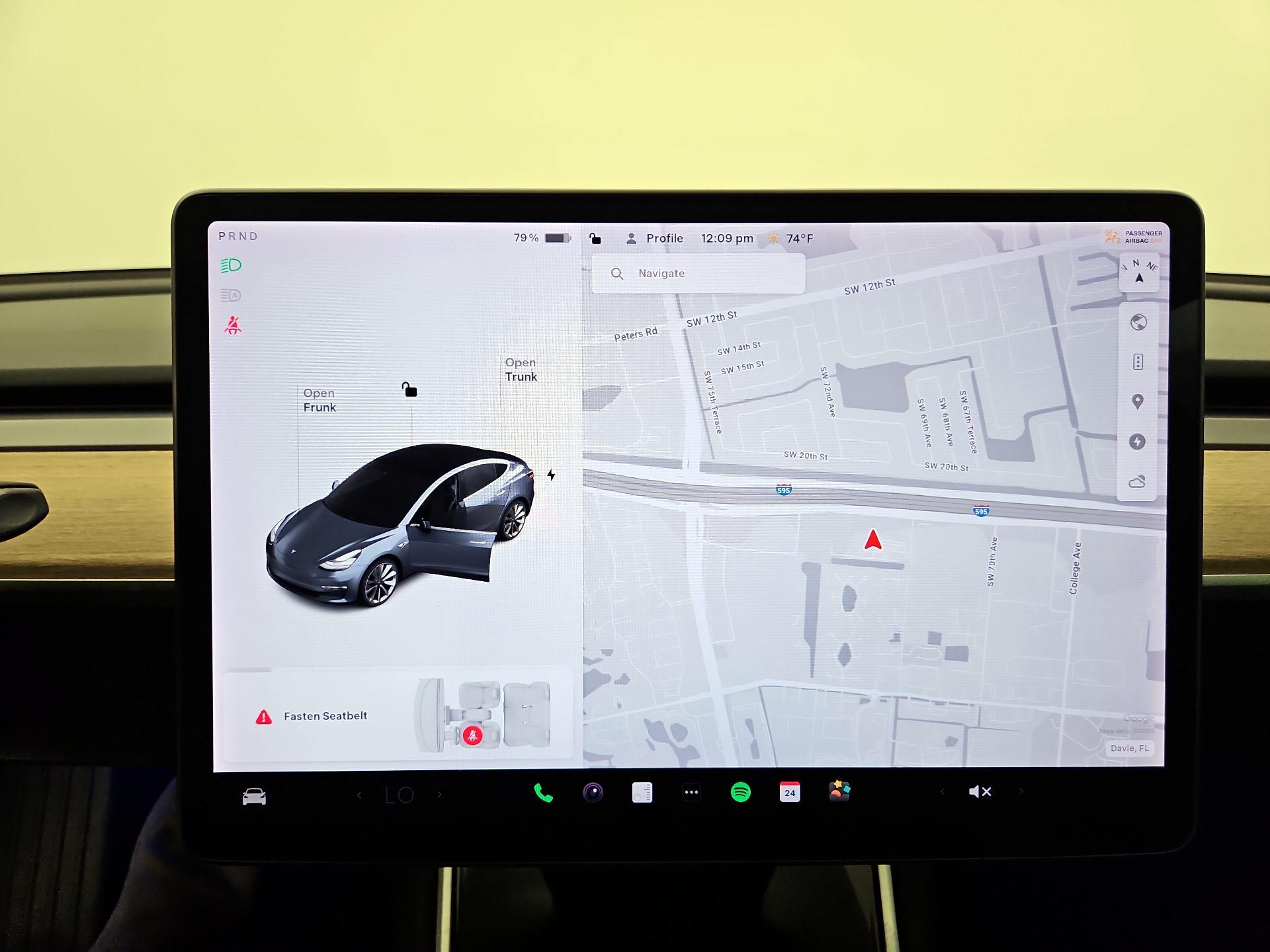 Thumbnail: 2018 Tesla Model 3 - 13