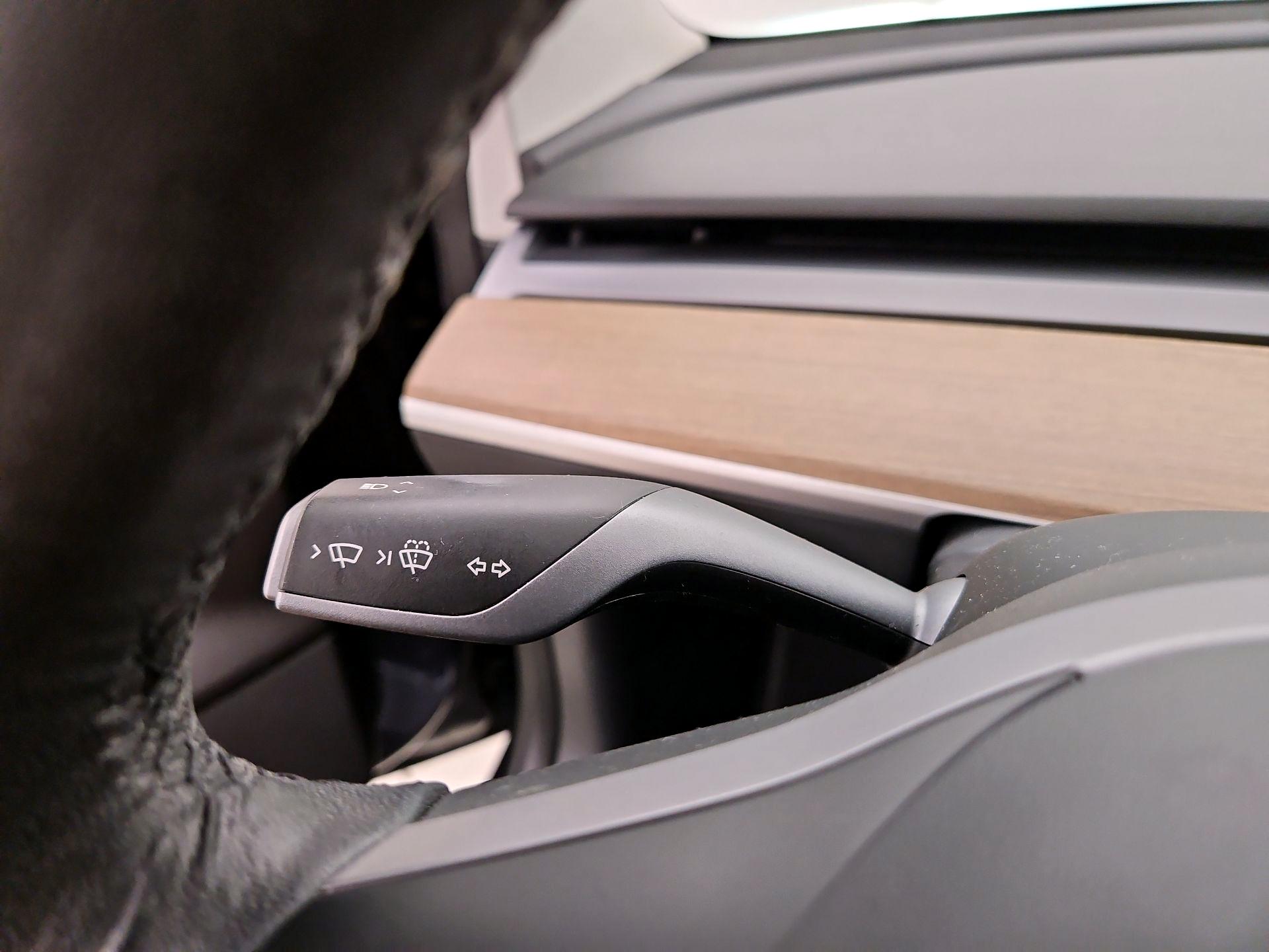 Thumbnail: 2022 Tesla Model 3 - 13