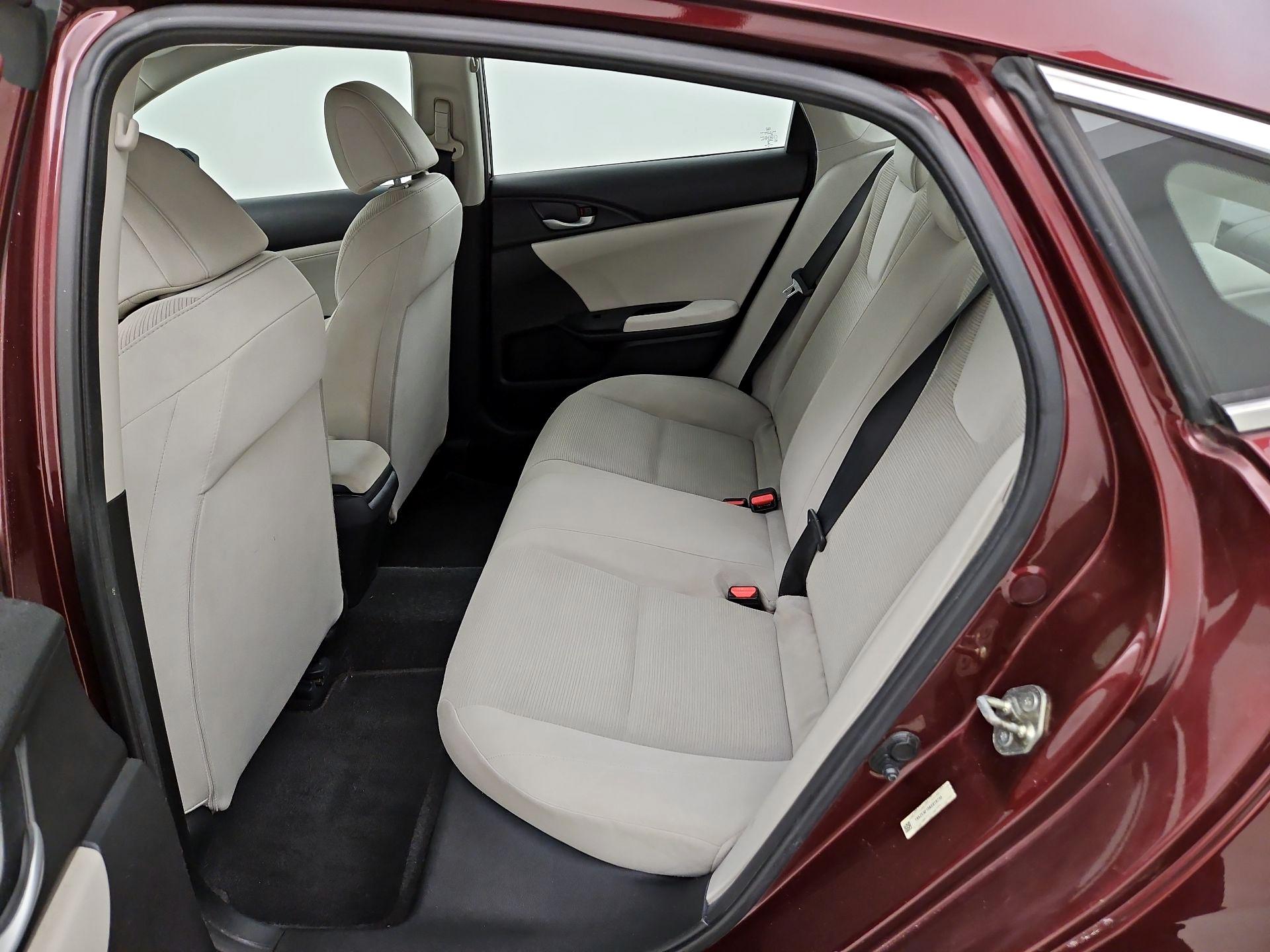 Thumbnail: 2019 Honda Insight - 17