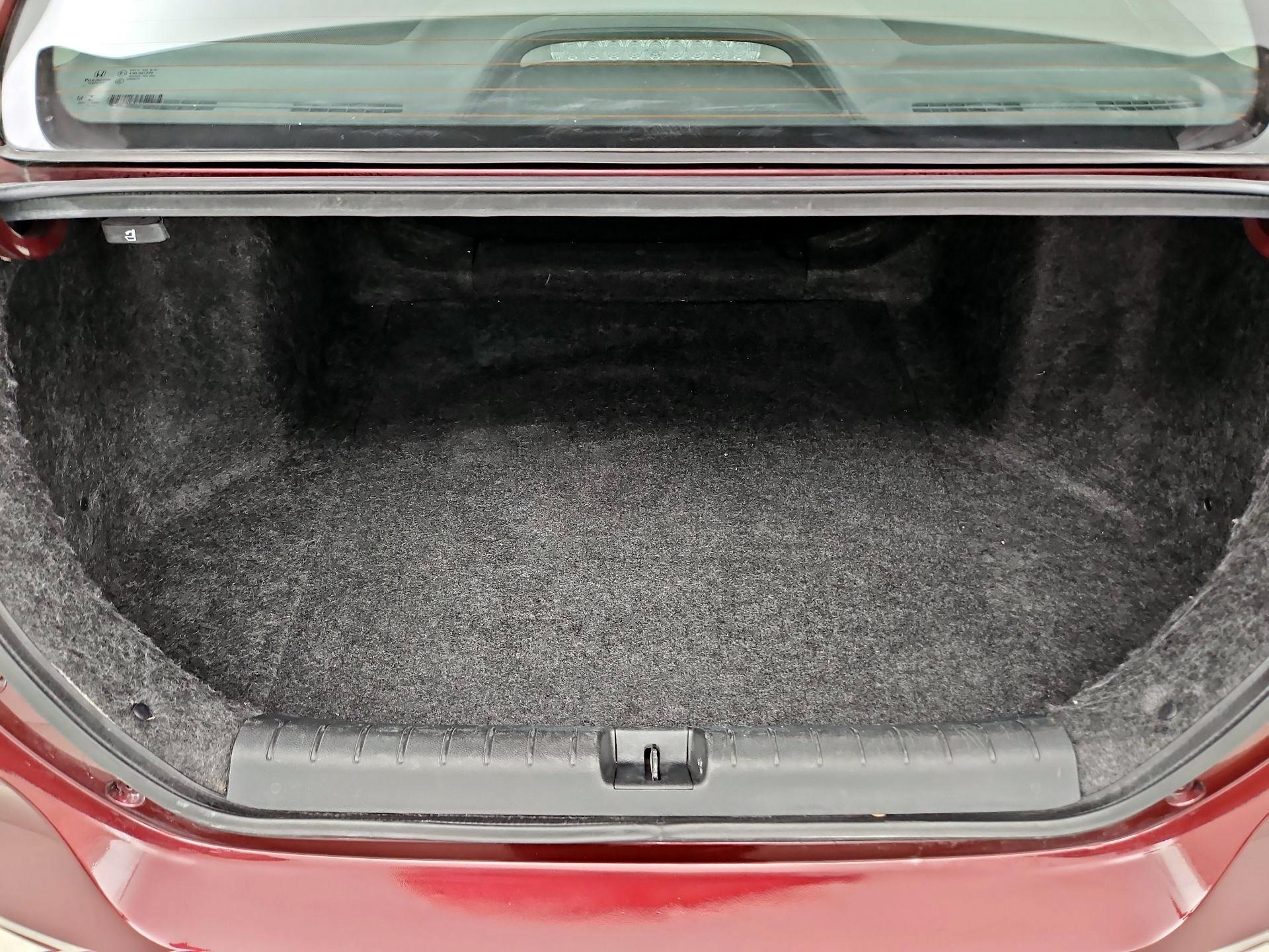 Thumbnail: 2019 Honda Insight - 18