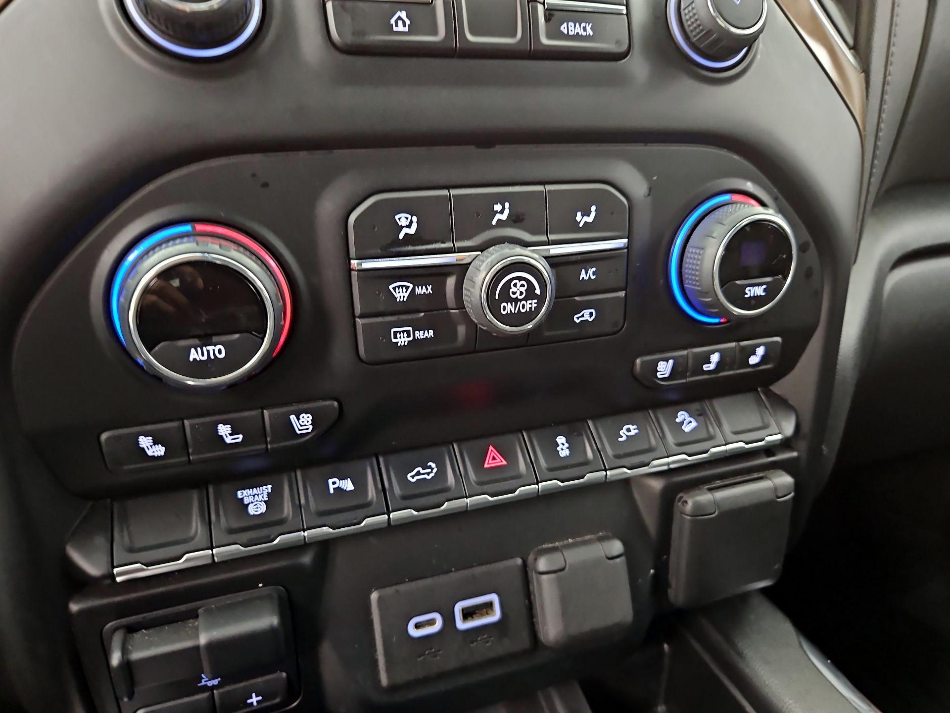 Thumbnail: 2022 Chevrolet Silverado 2500 - 17