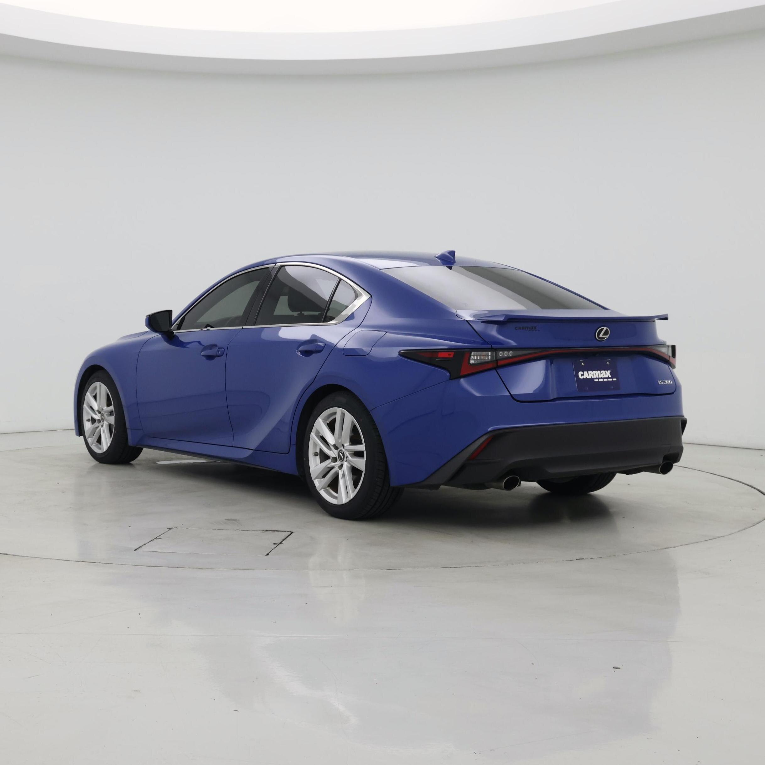 Thumbnail: 2022 Lexus IS - 2