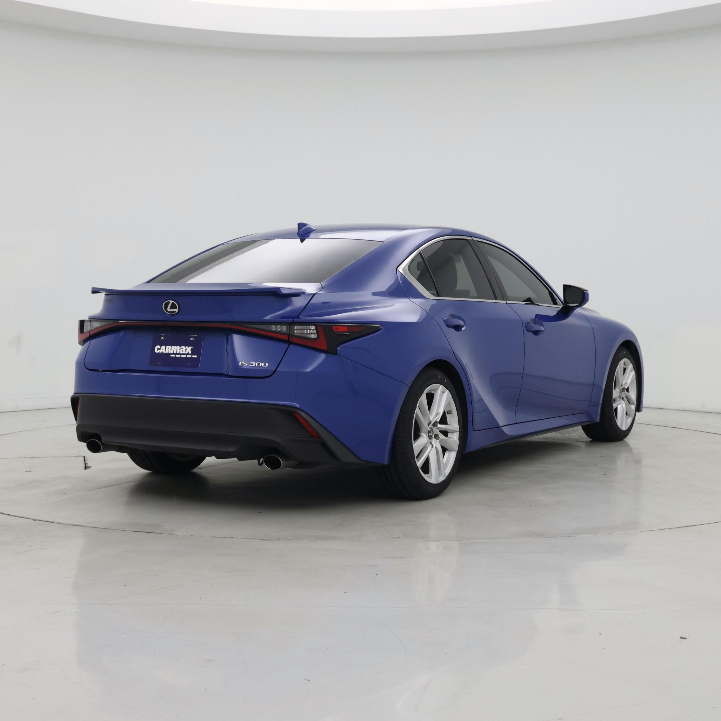 Thumbnail: 2022 Lexus IS - 8