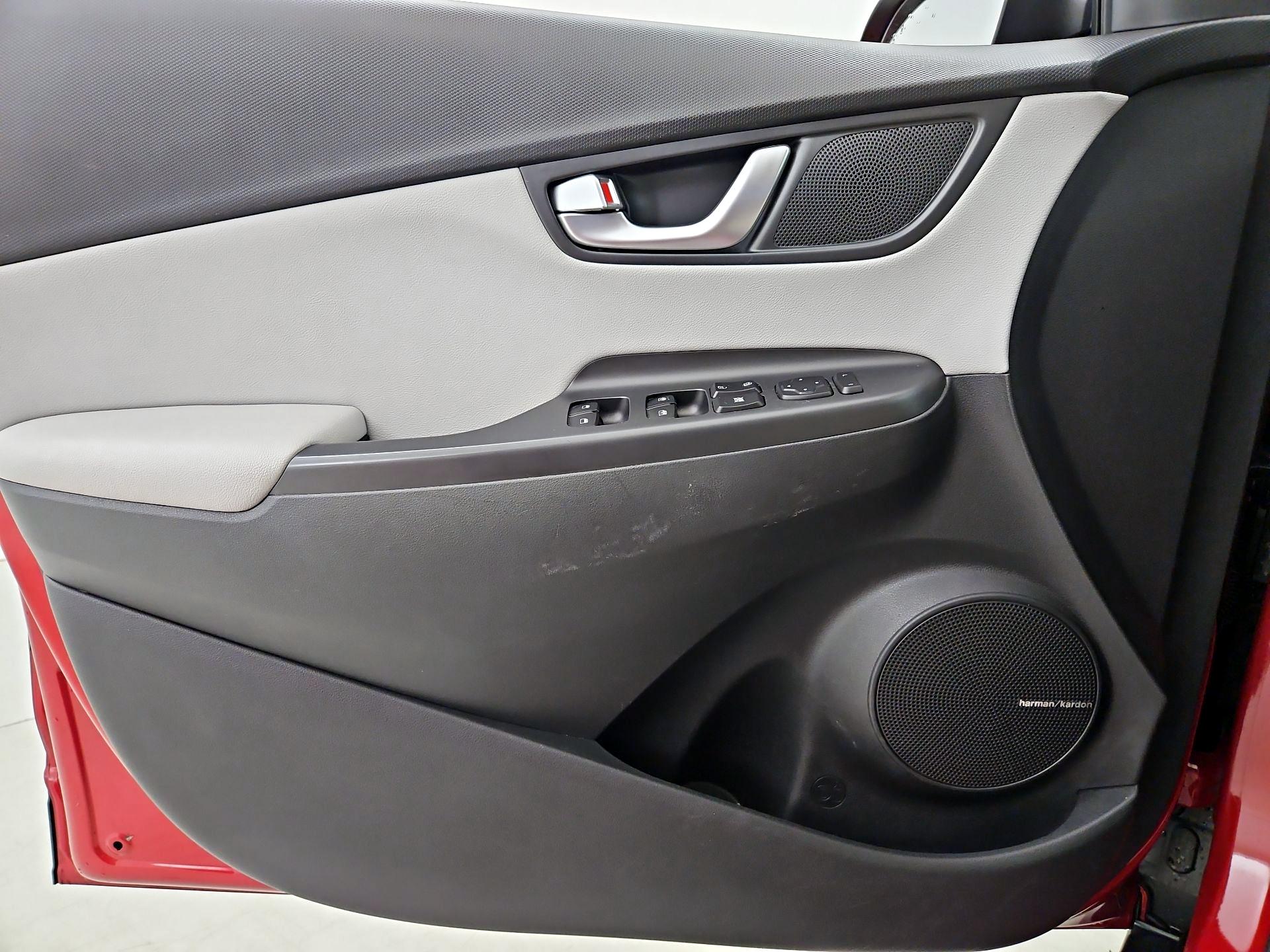 Thumbnail: 2022 Hyundai Kona - 12
