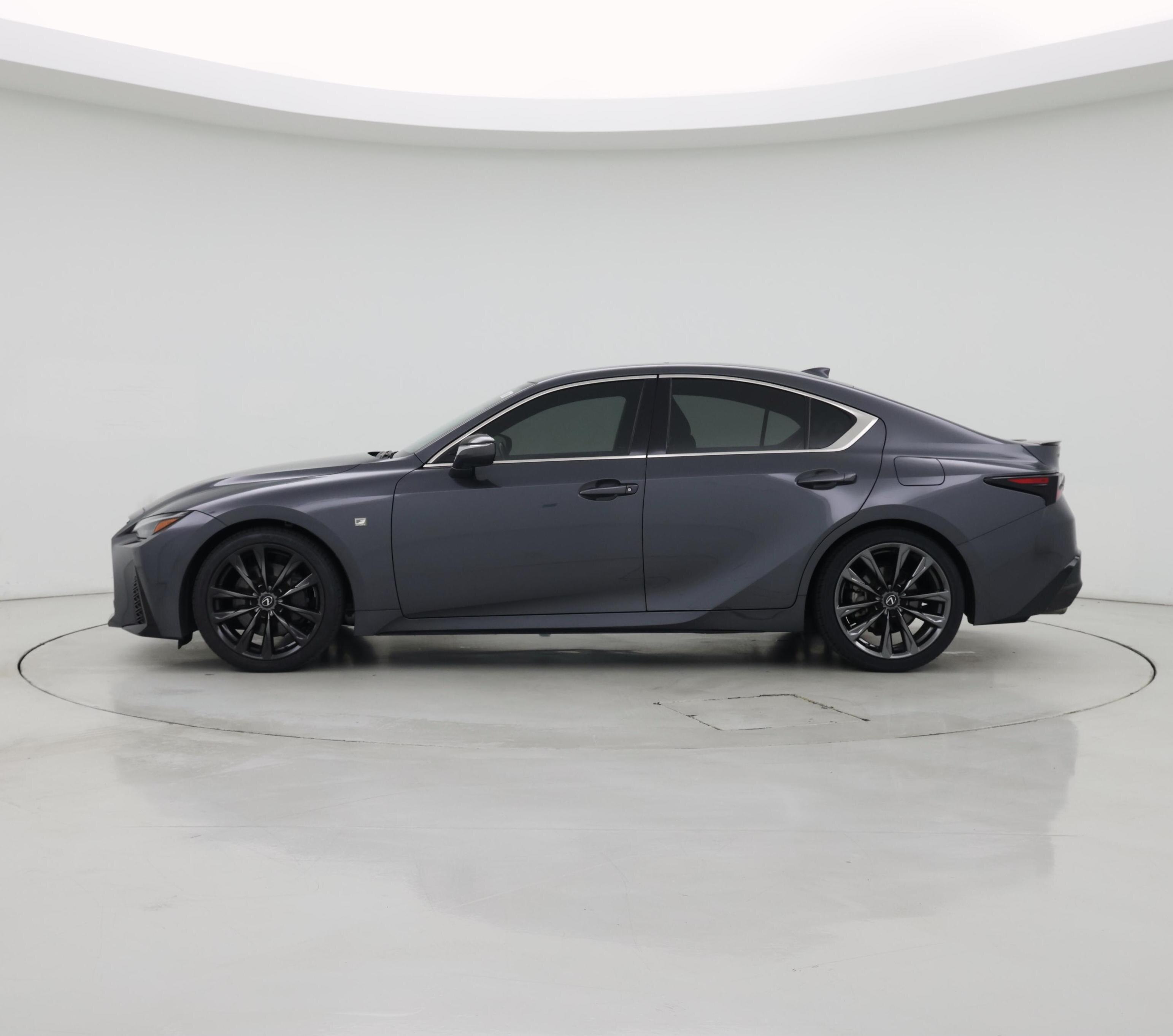 Thumbnail: 2022 Lexus IS - 3