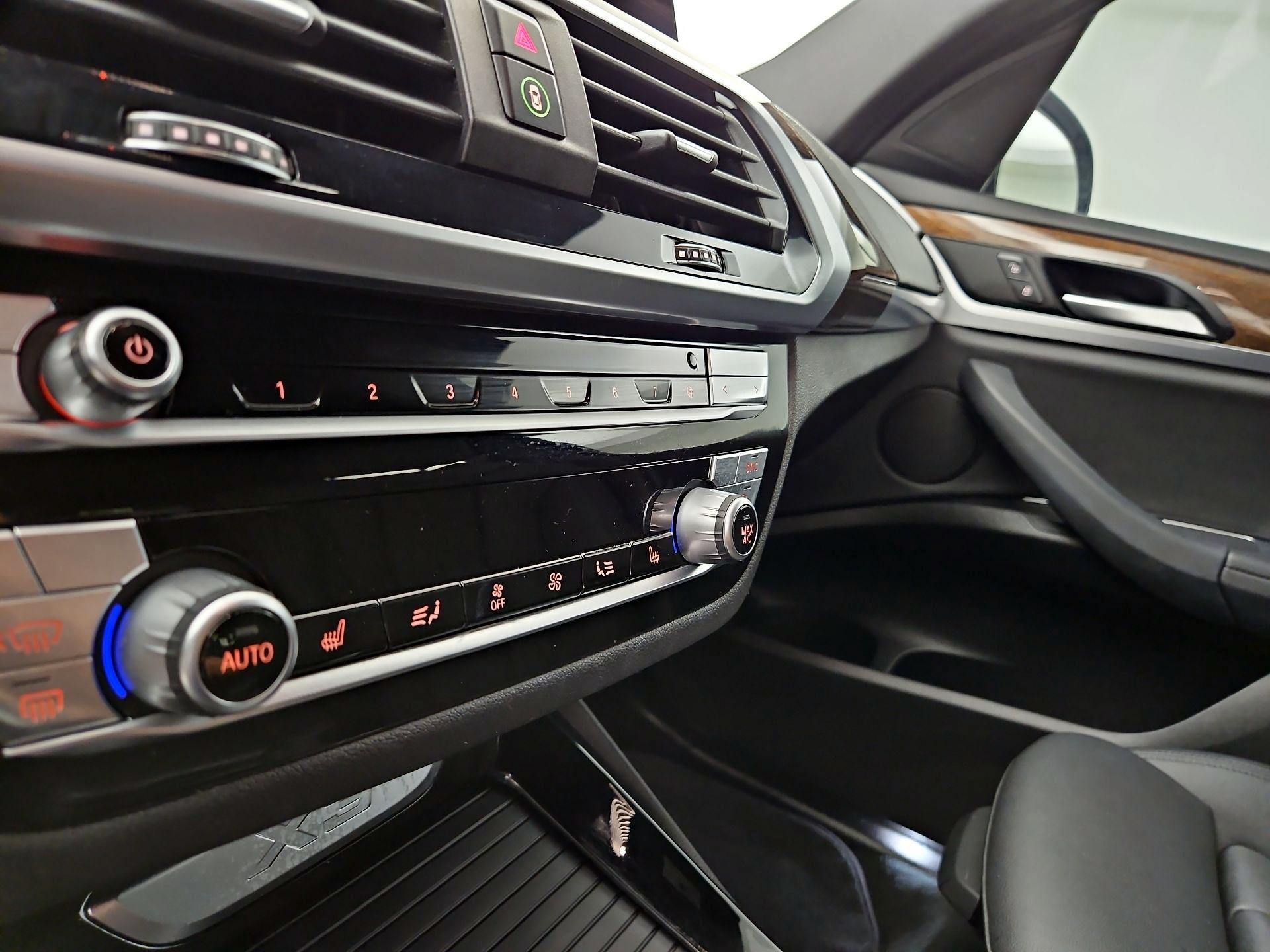 Thumbnail: 2020 BMW X3 - 17