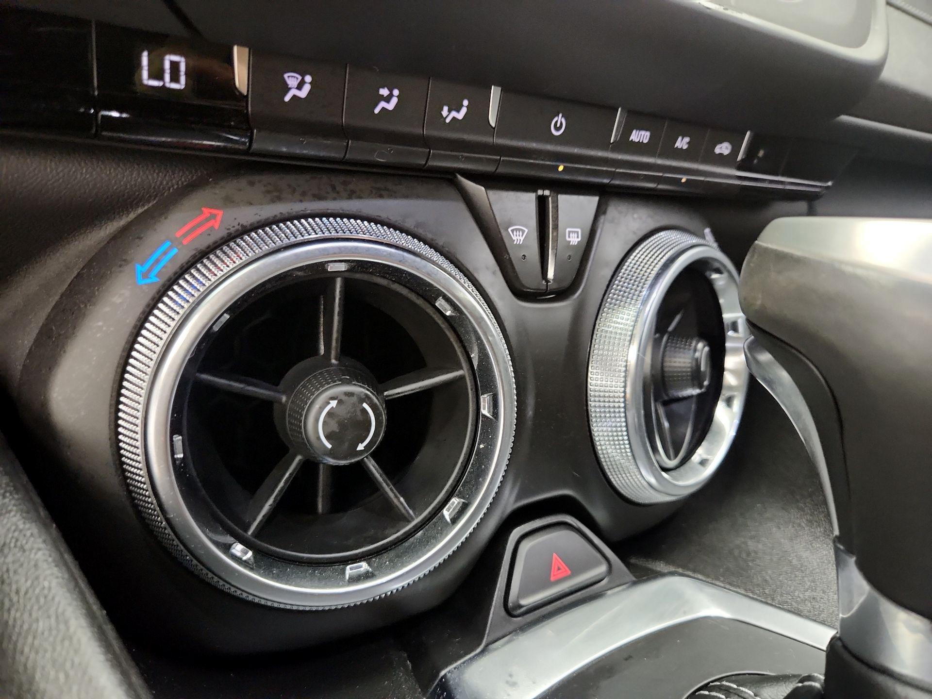 Thumbnail: 2021 Chevrolet Camaro - 16