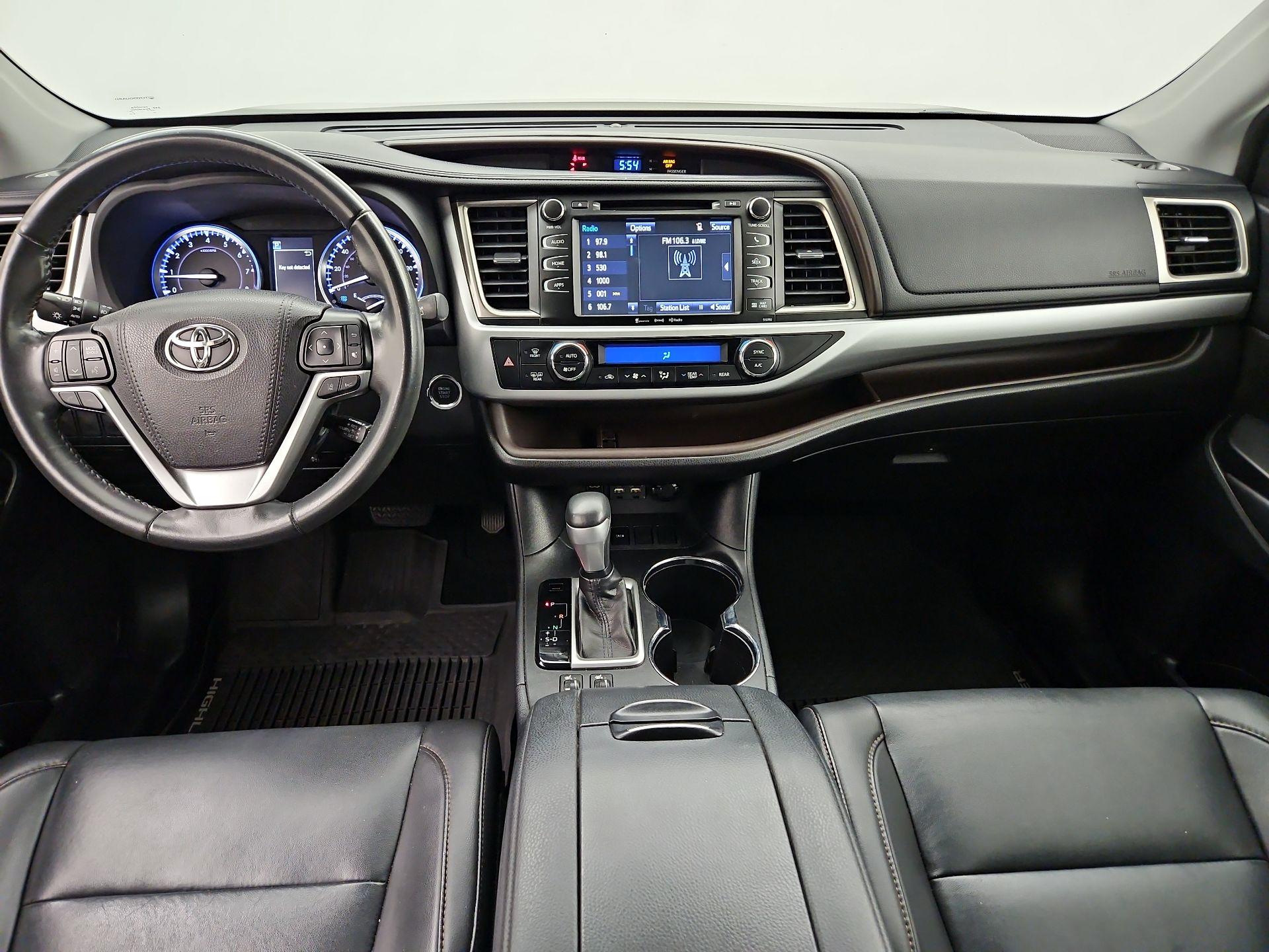 Thumbnail: 2019 Toyota Highlander - 9