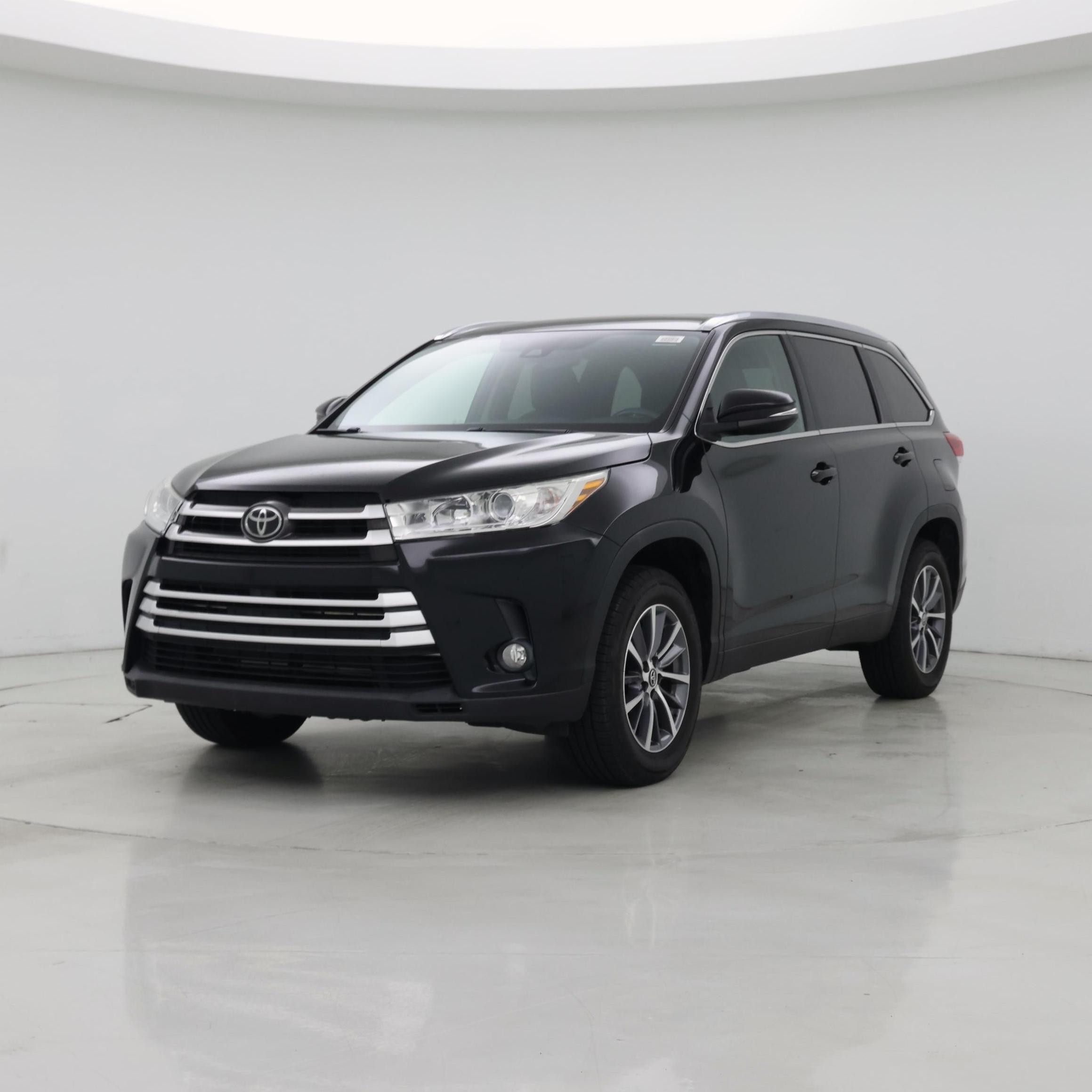 Thumbnail: 2019 Toyota Highlander - 4