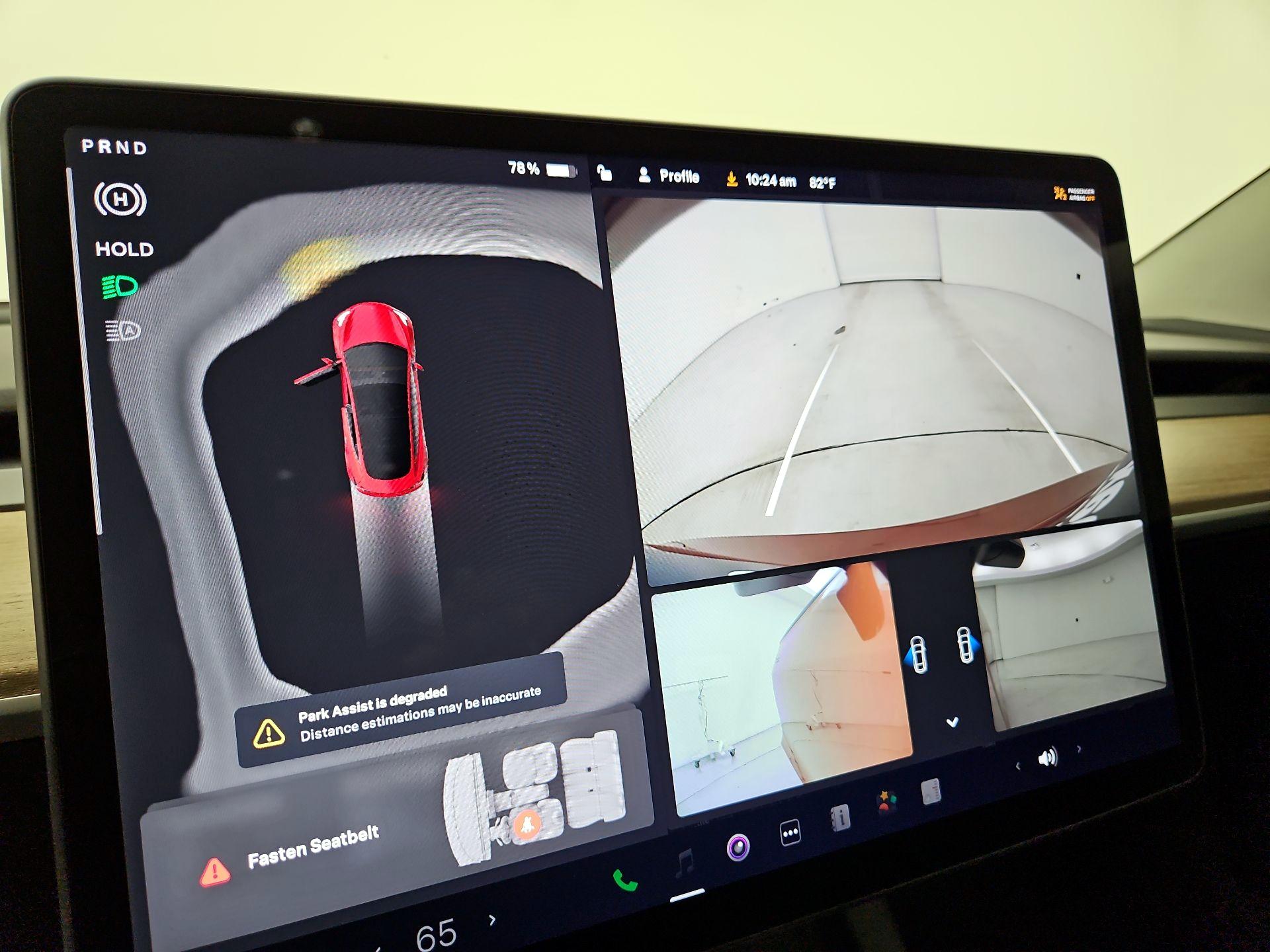 Thumbnail: 2022 Tesla Model 3 - 14