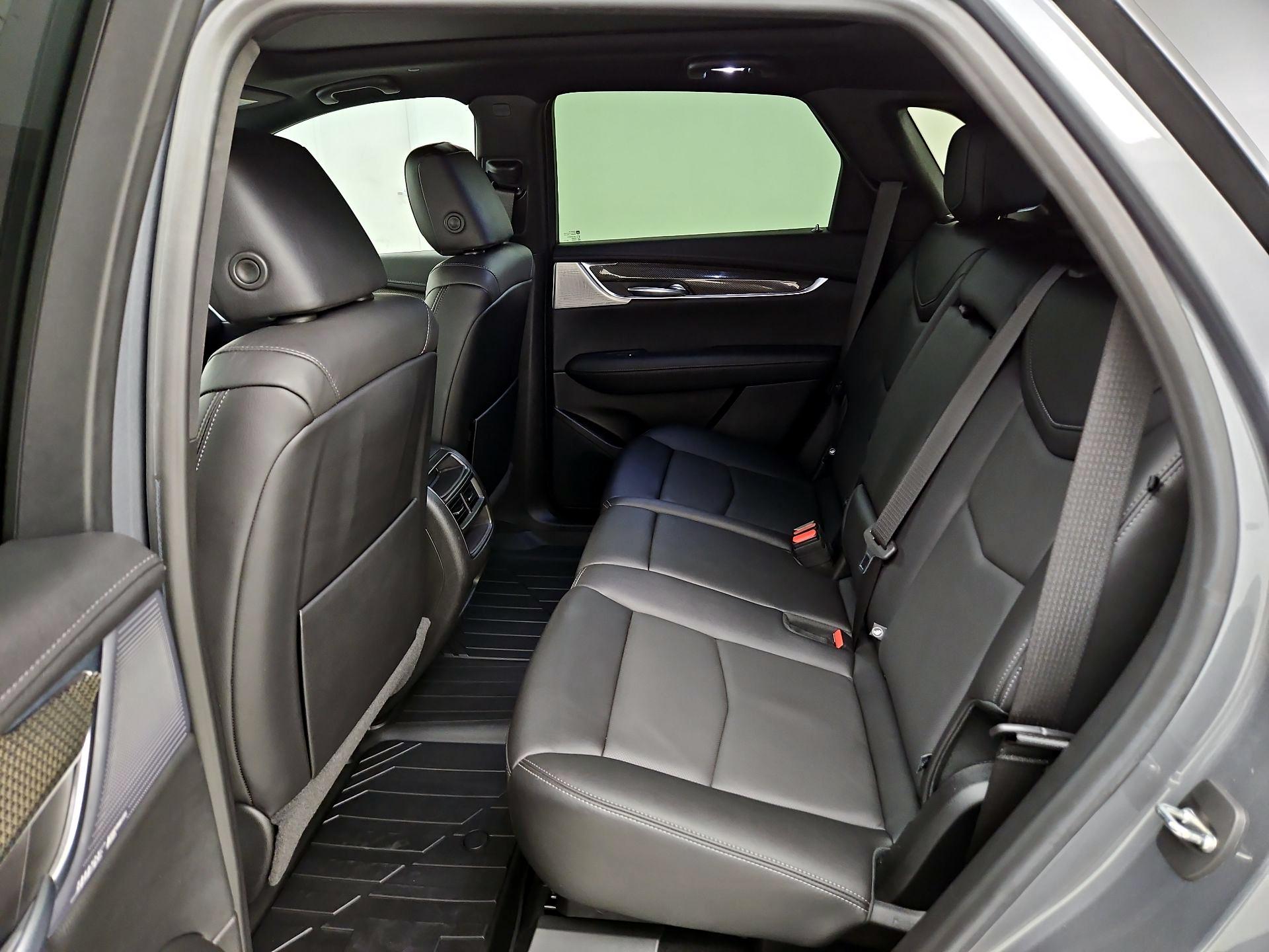 Thumbnail: 2021 Cadillac XT5 - 20