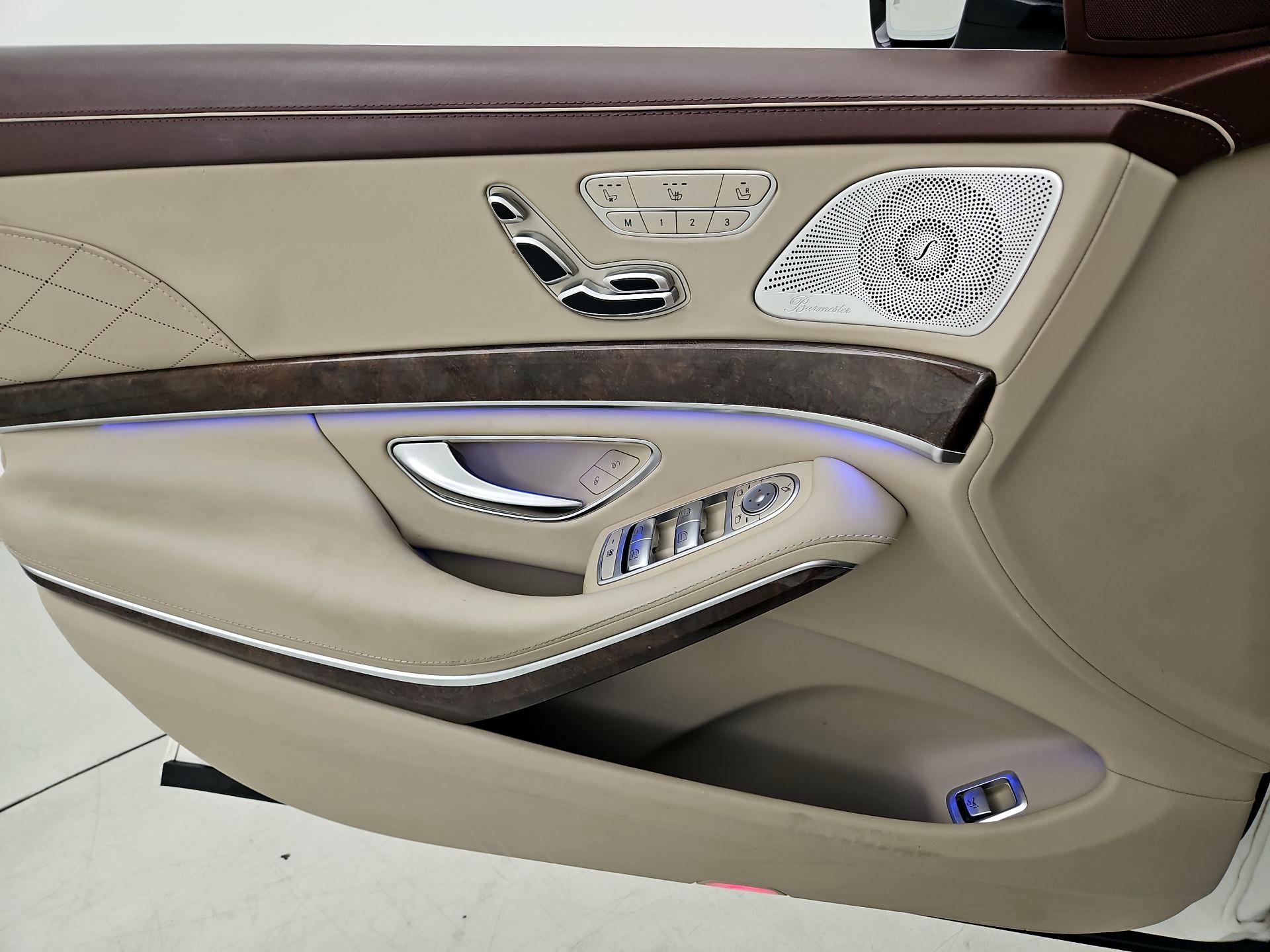 Thumbnail: 2018 Mercedes-Benz S-Class - 12