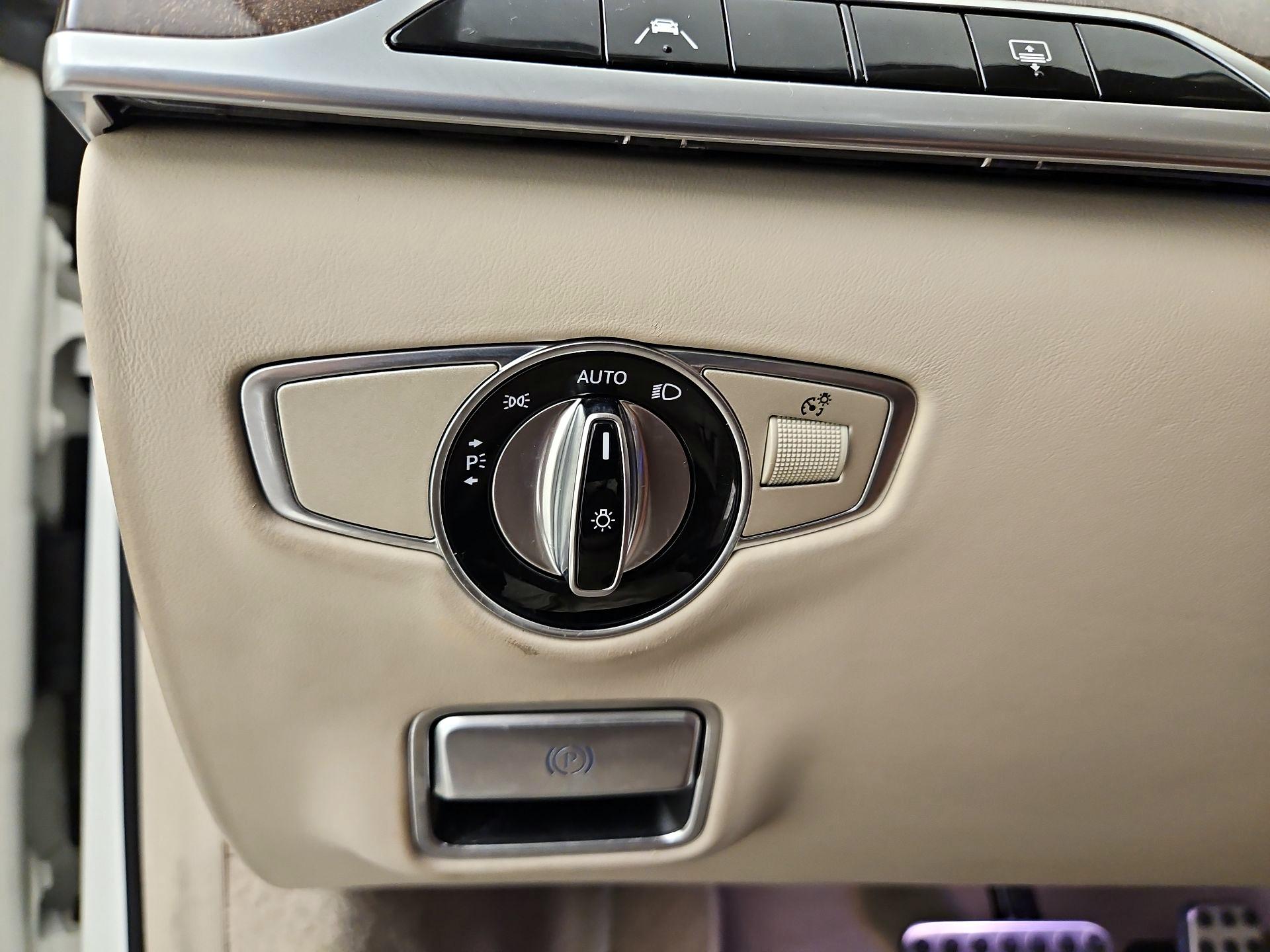 Thumbnail: 2018 Mercedes-Benz S-Class - 13
