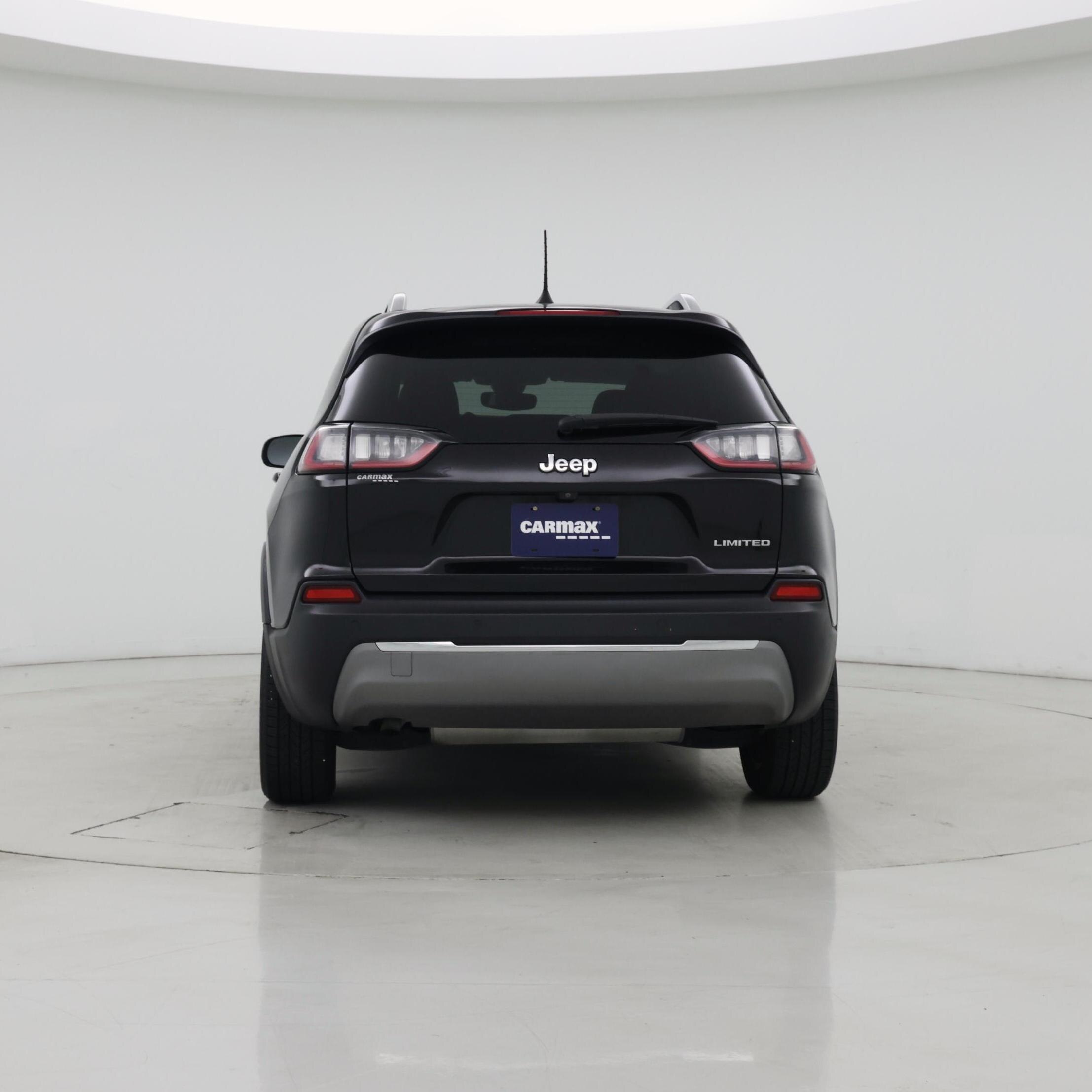 Thumbnail: 2019 Jeep Cherokee - 6