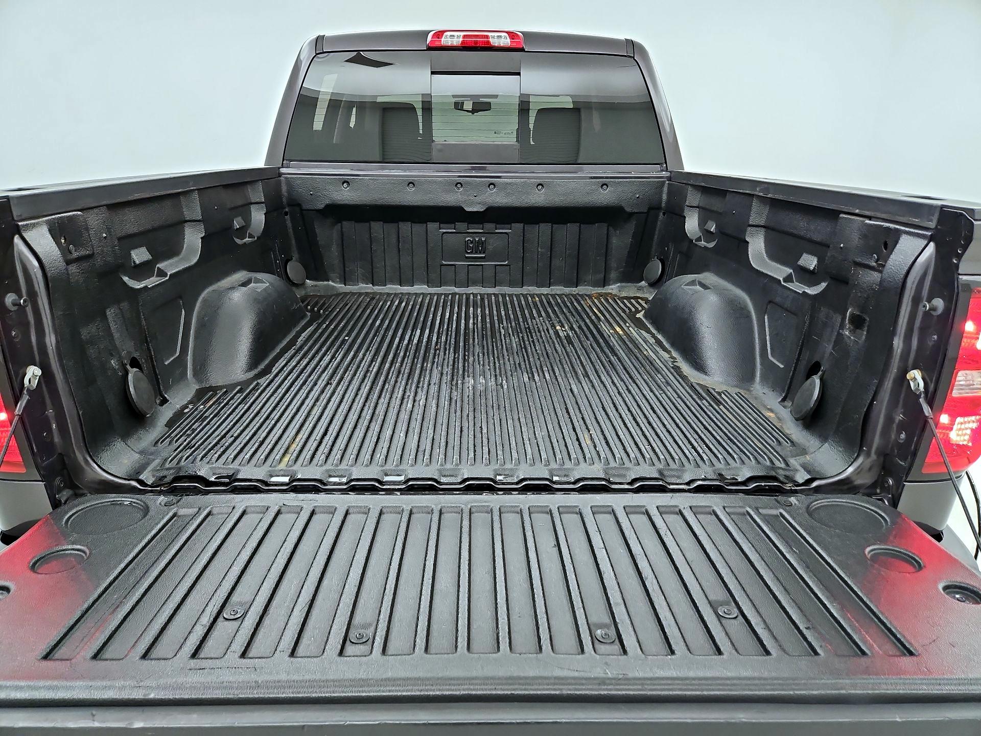 Thumbnail: 2015 Chevrolet Silverado 1500 - 20