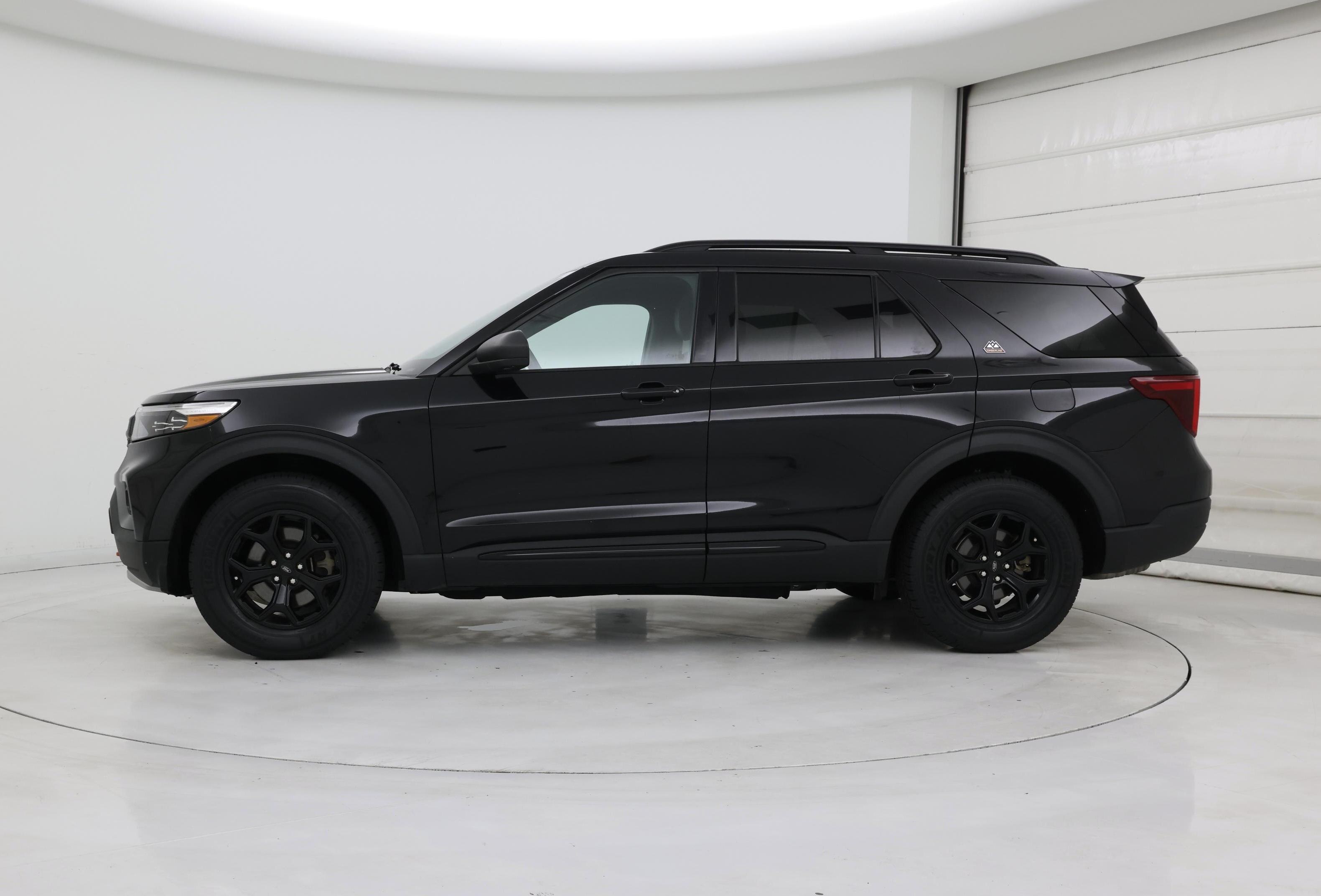 Thumbnail: 2021 Ford Explorer - 3