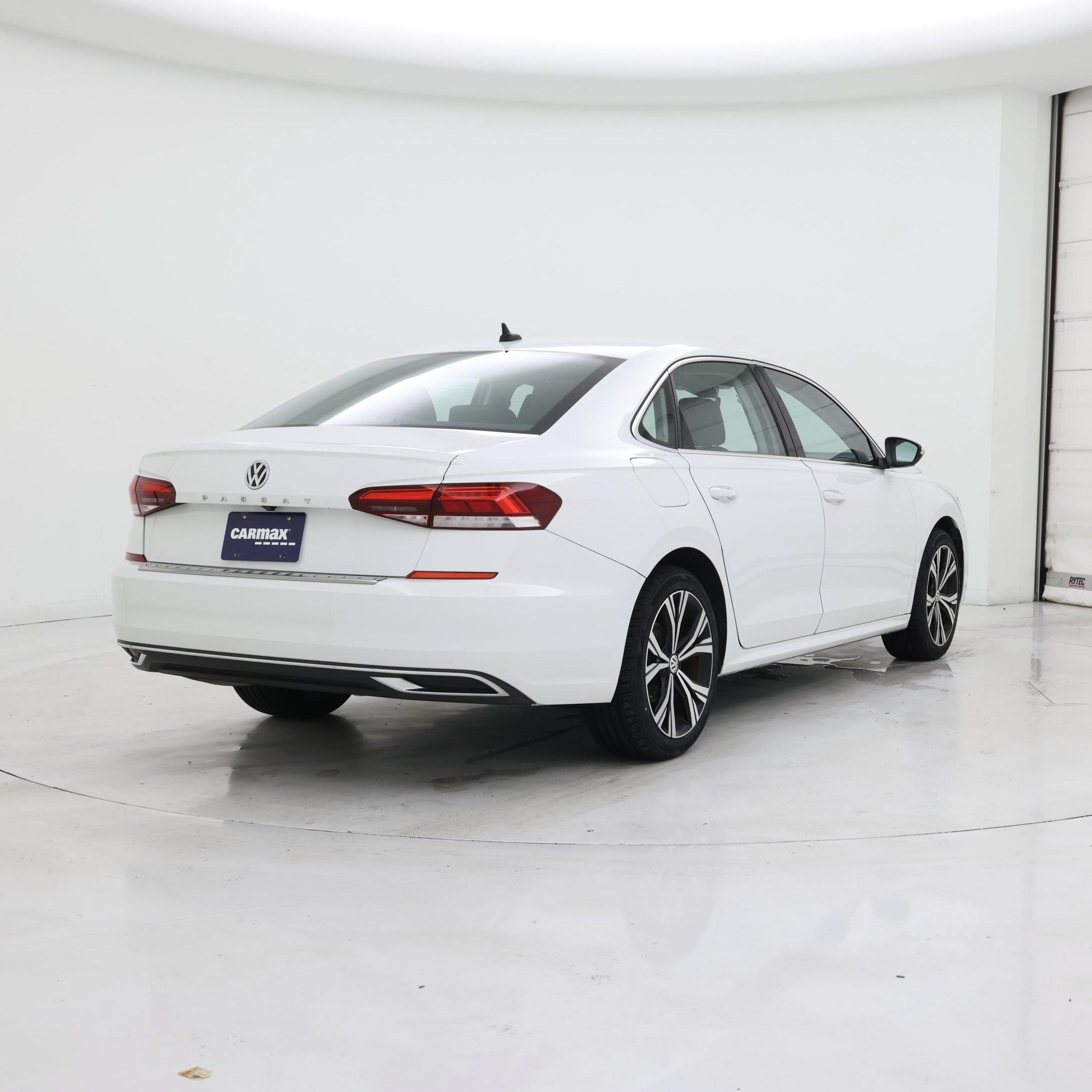 Thumbnail: 2021 Volkswagen Passat - 8