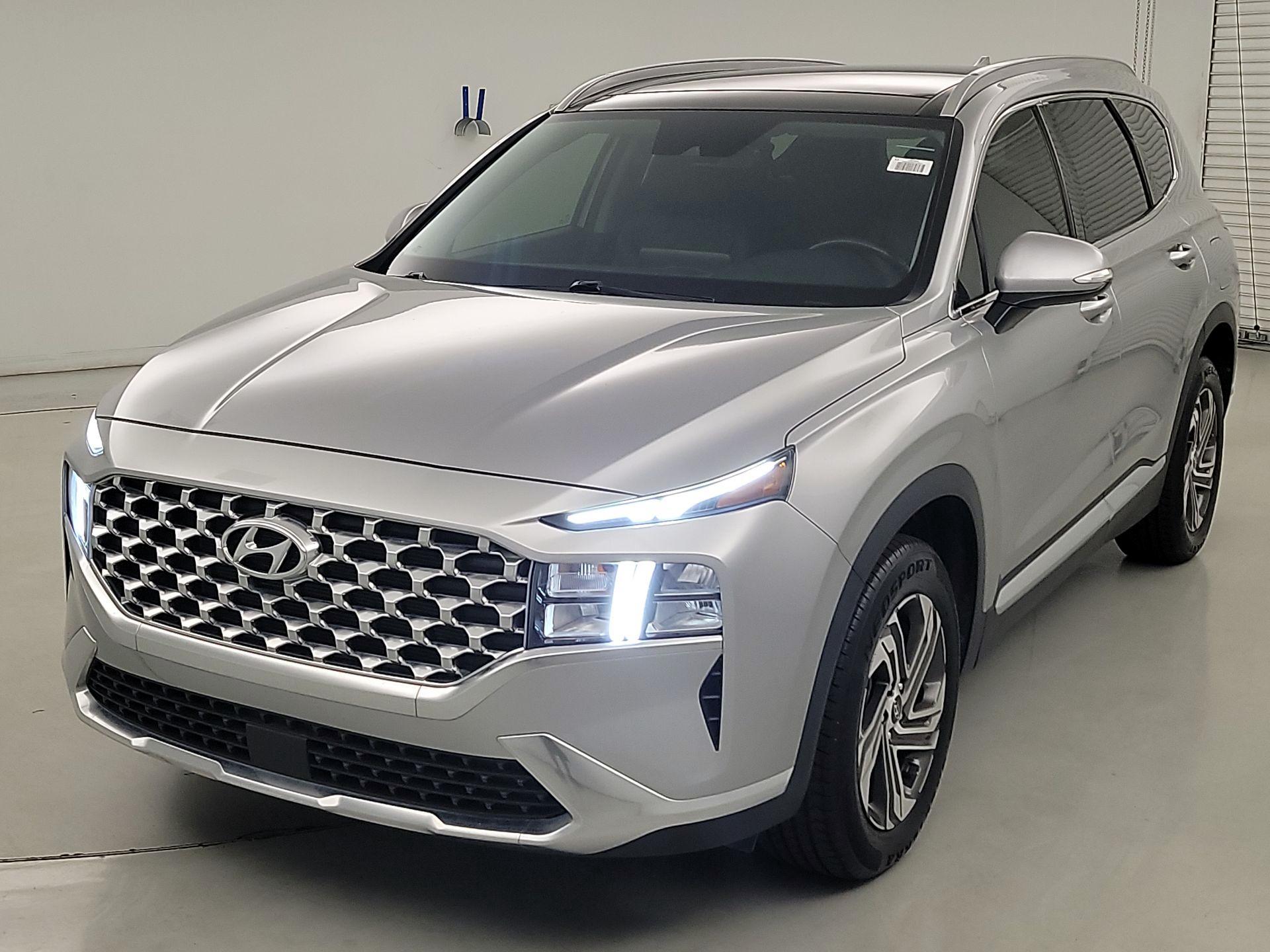 Thumbnail: 2022 Hyundai Santa Fe - 3