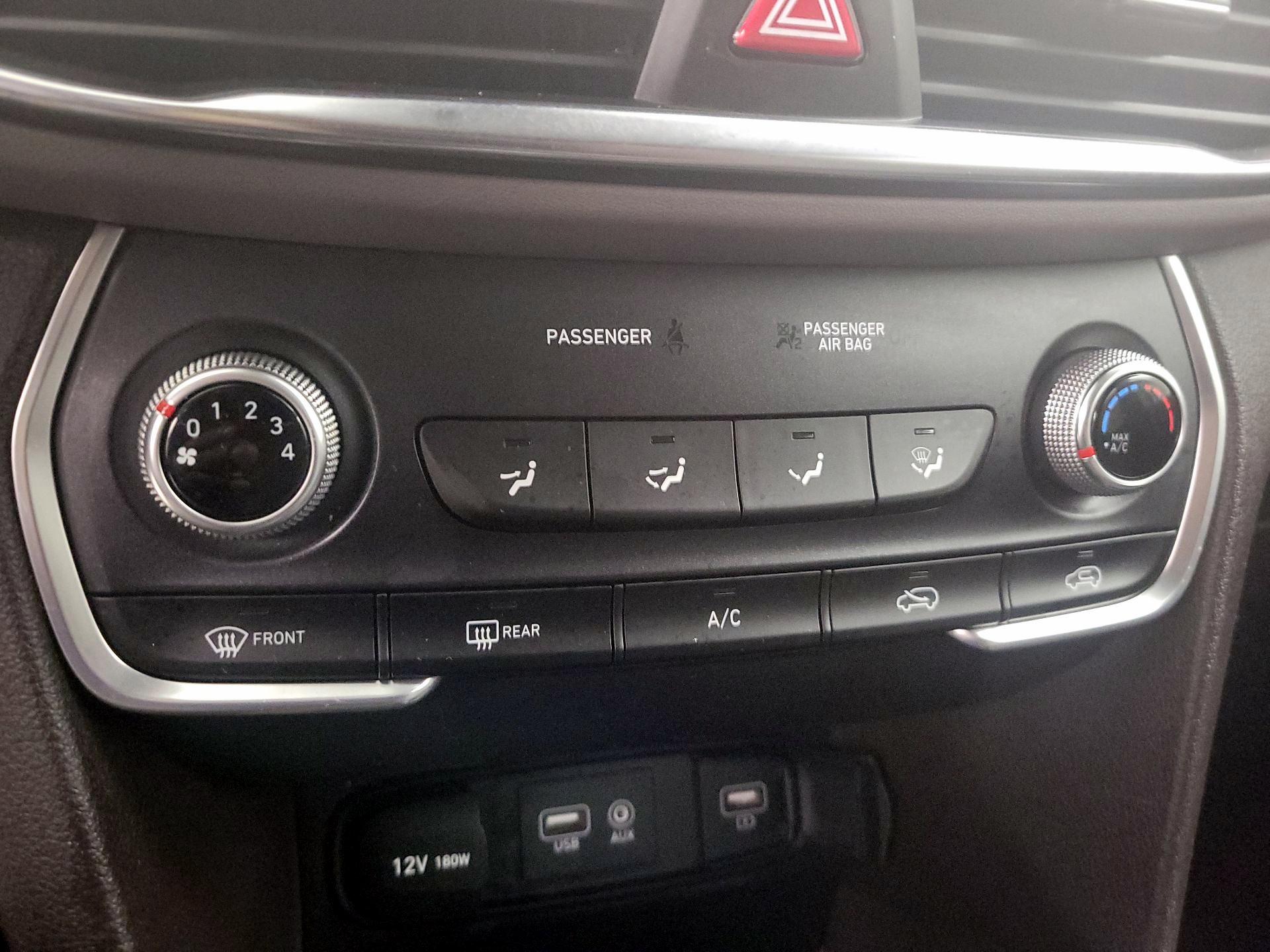 Thumbnail: 2020 Hyundai Santa Fe - 14