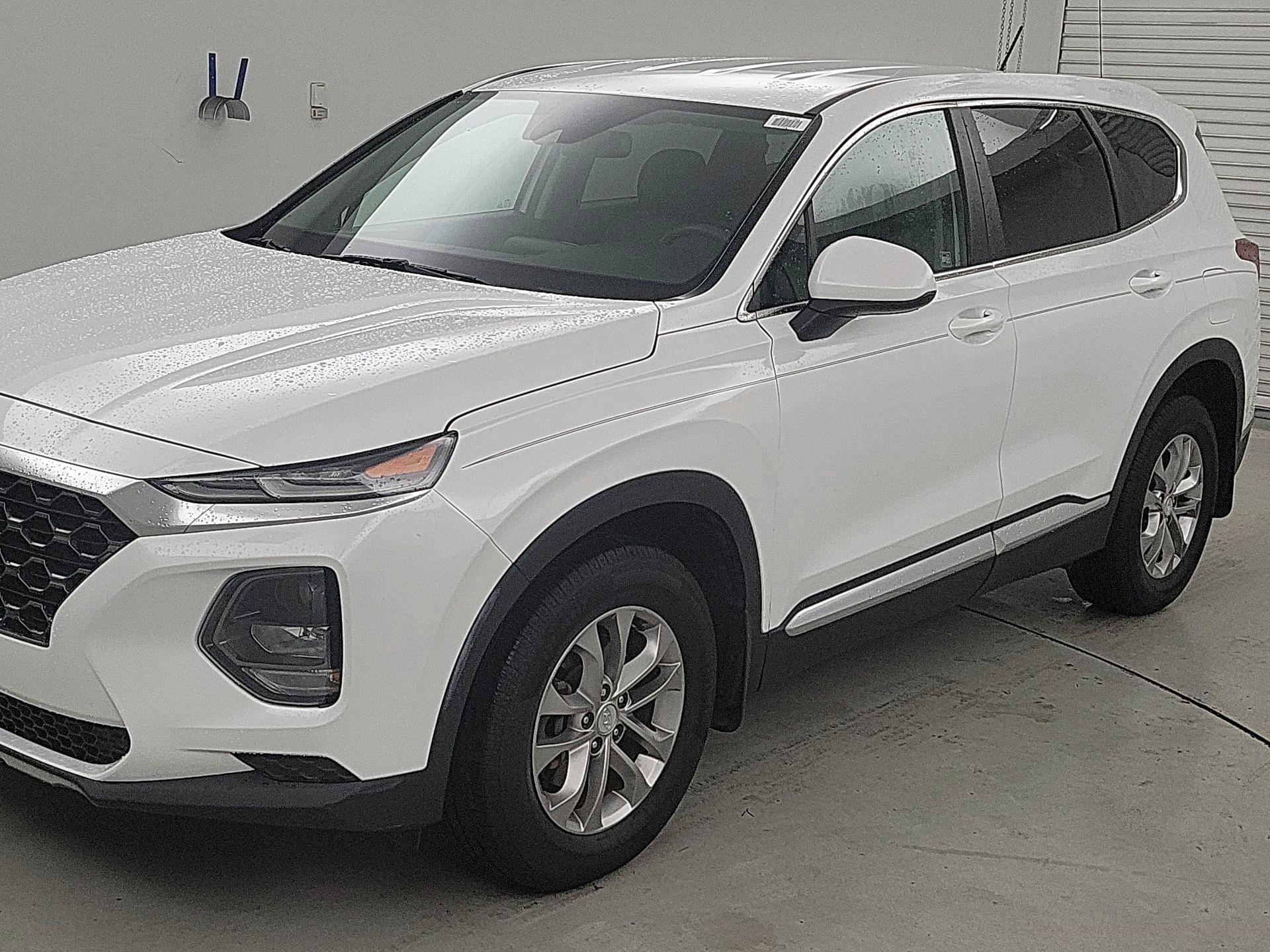 Thumbnail: 2020 Hyundai Santa Fe - 3