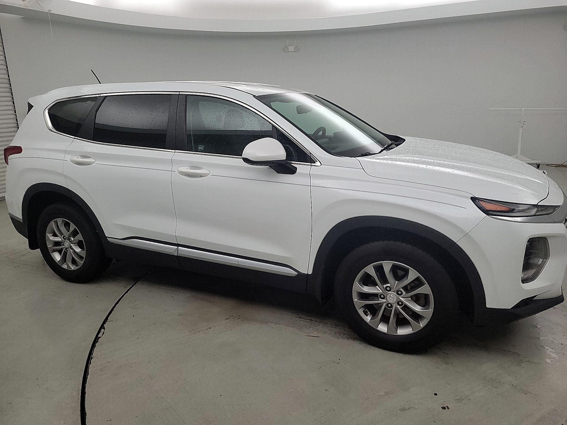 Thumbnail: 2020 Hyundai Santa Fe - 4