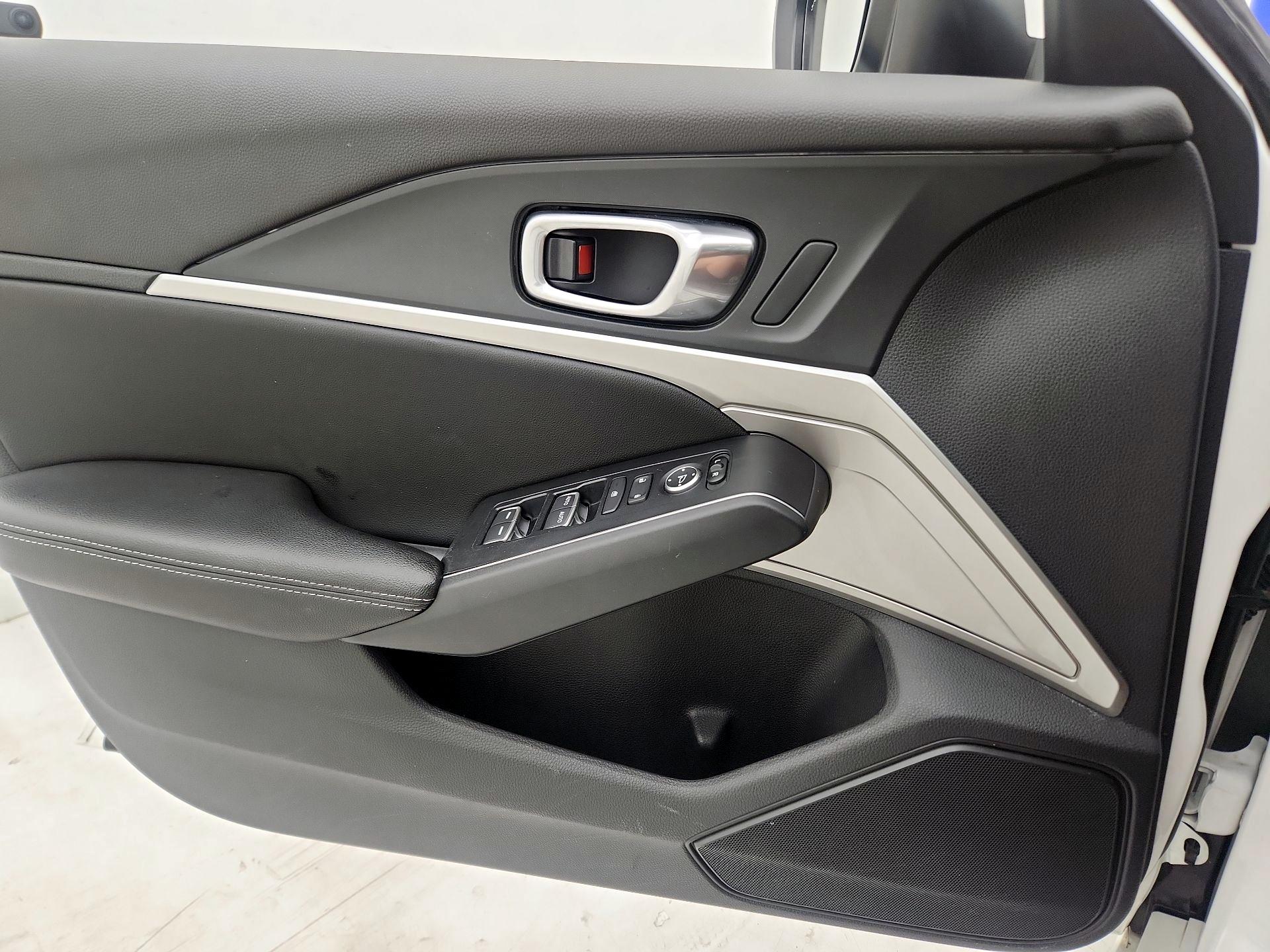 Thumbnail: 2023 Acura Integra - 12