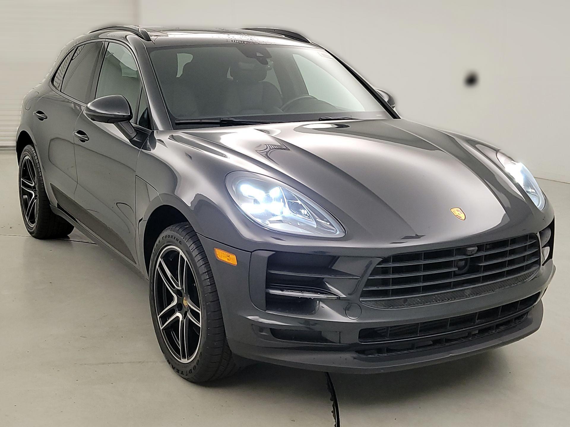 Thumbnail: 2021 Porsche Macan - 1