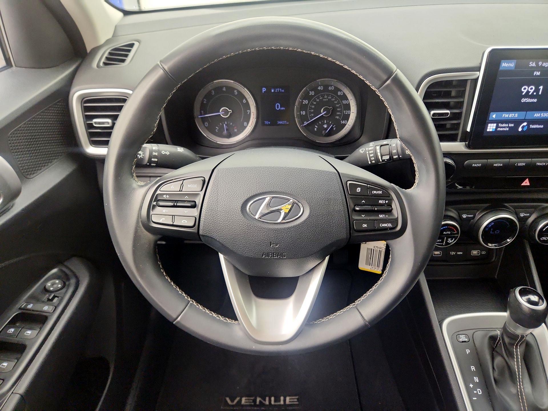 Thumbnail: 2022 Hyundai Venue - 10