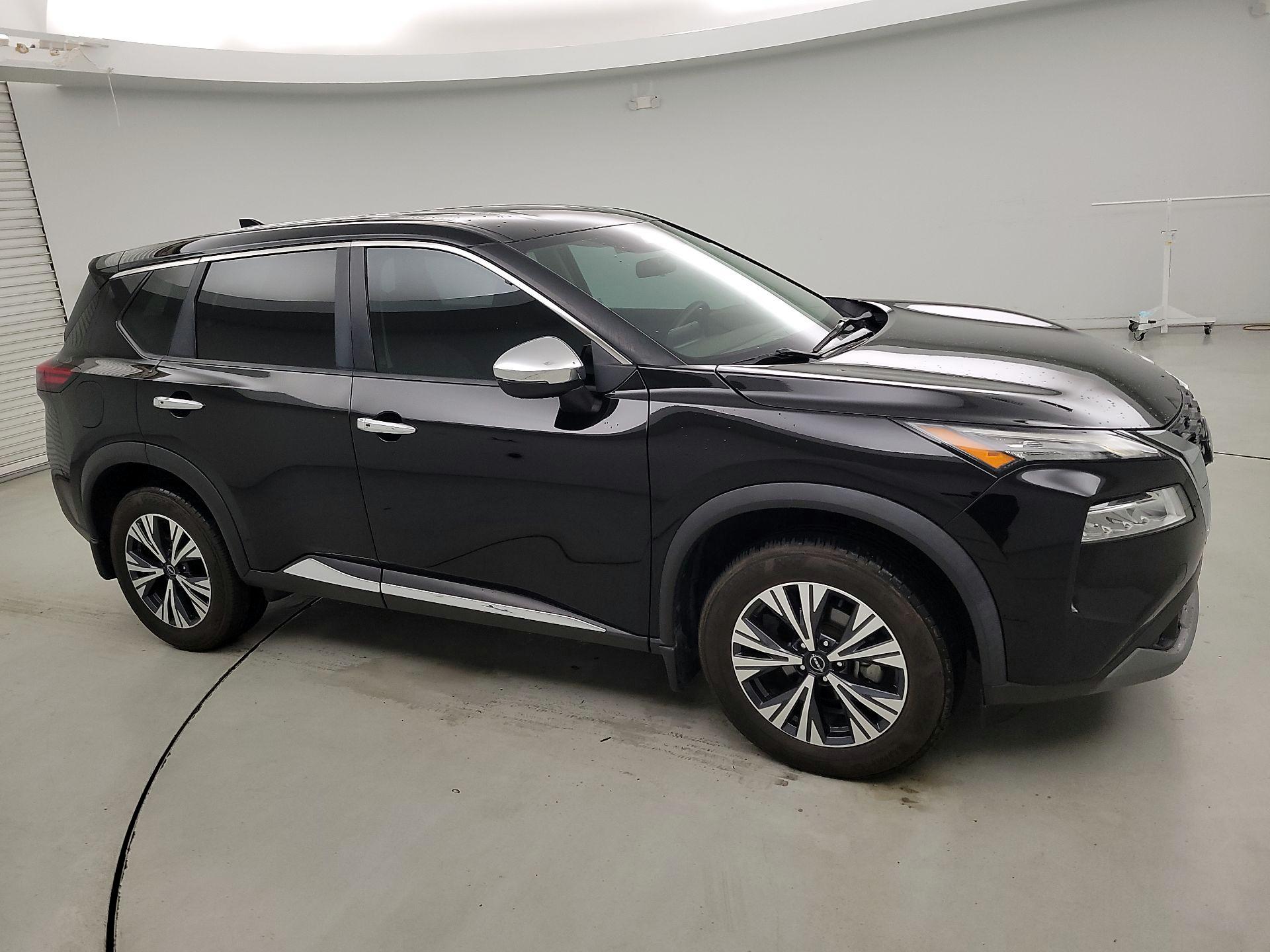 Thumbnail: 2022 Nissan Rogue - 4