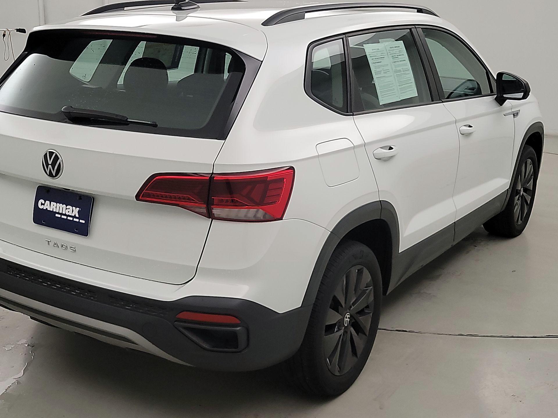 Thumbnail: 2022 Volkswagen Taos - 5