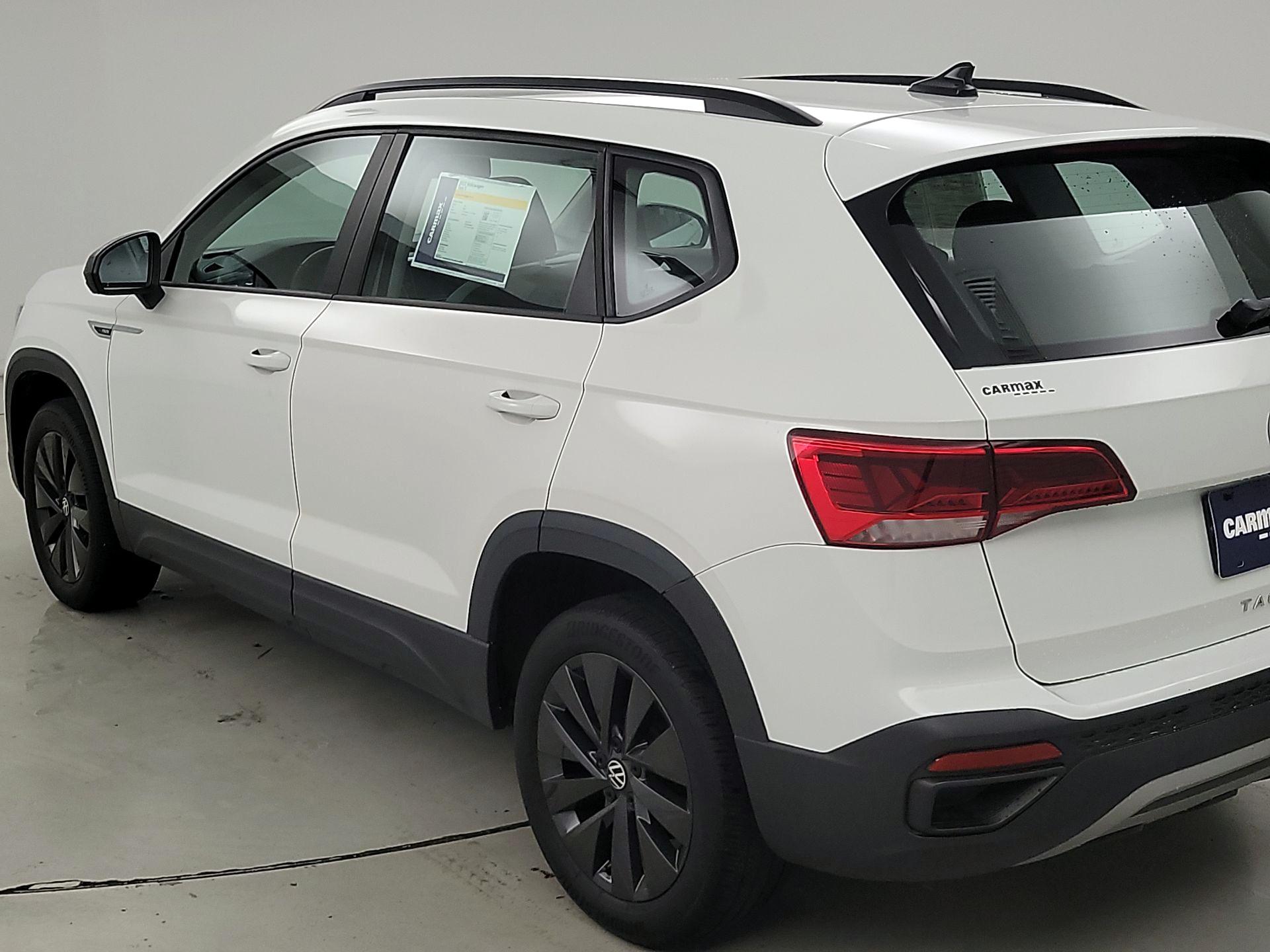 Thumbnail: 2022 Volkswagen Taos - 7