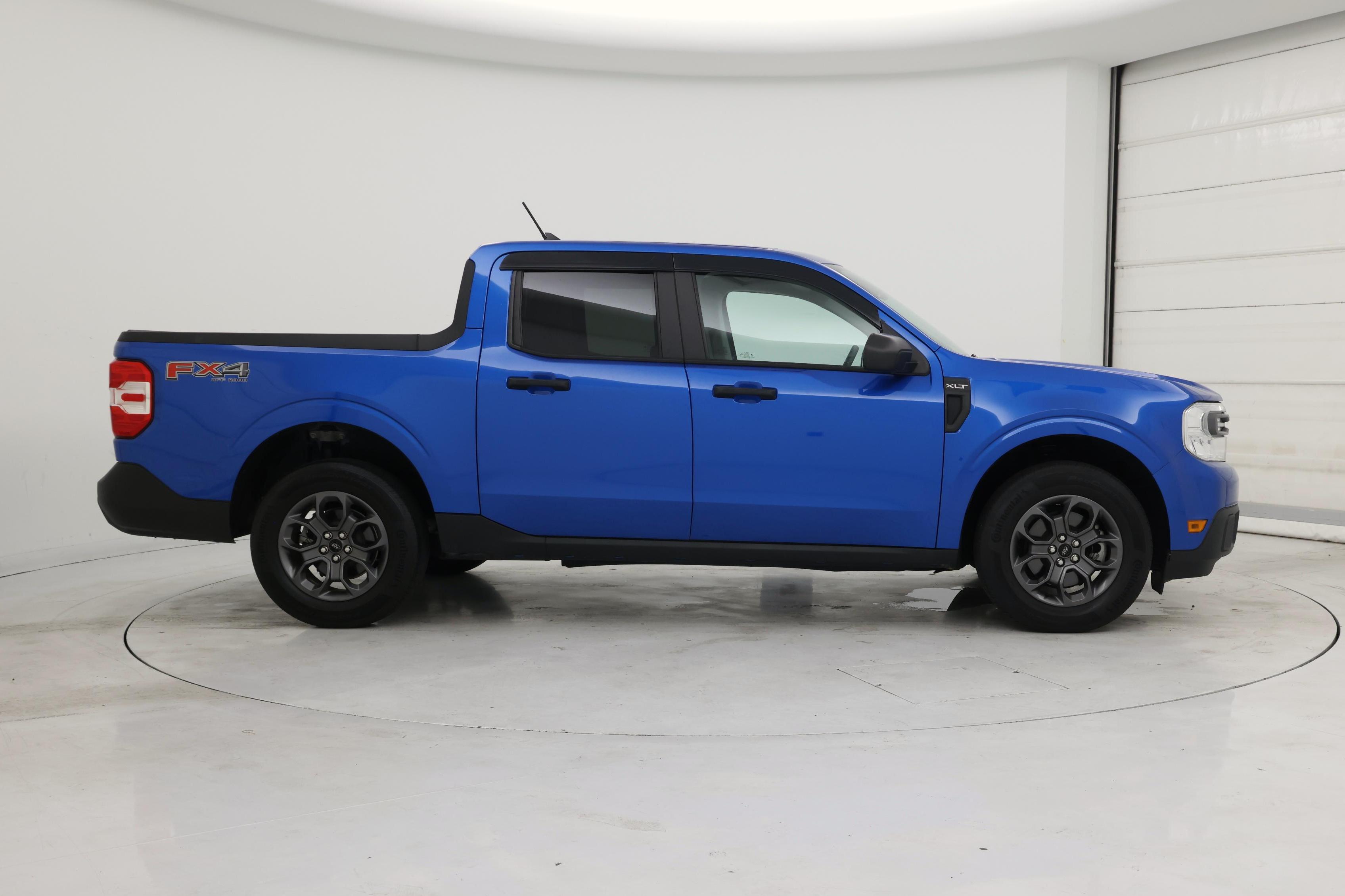 Thumbnail: 2022 Ford Maverick - 7