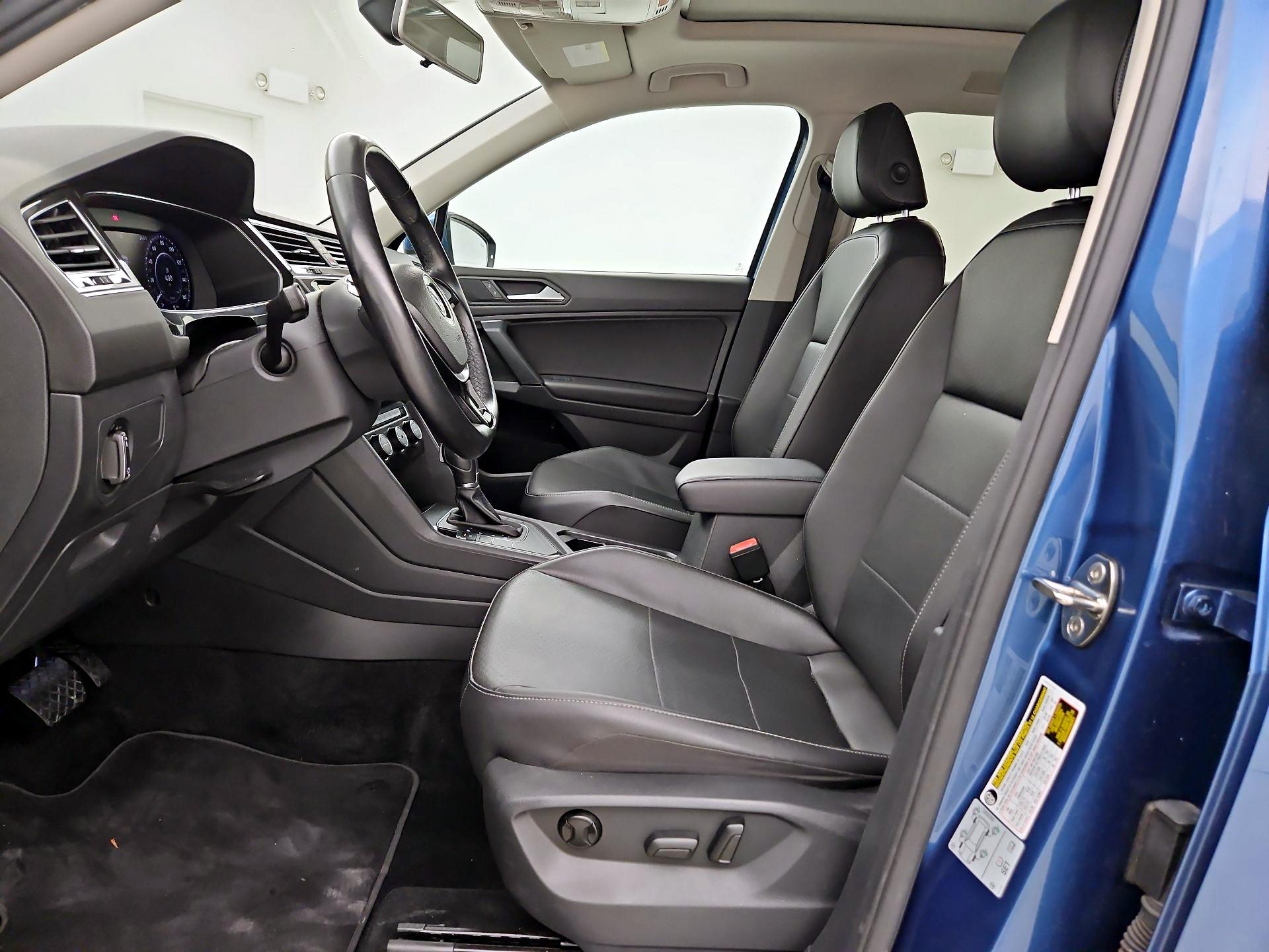 Thumbnail: 2019 Volkswagen Tiguan - 11