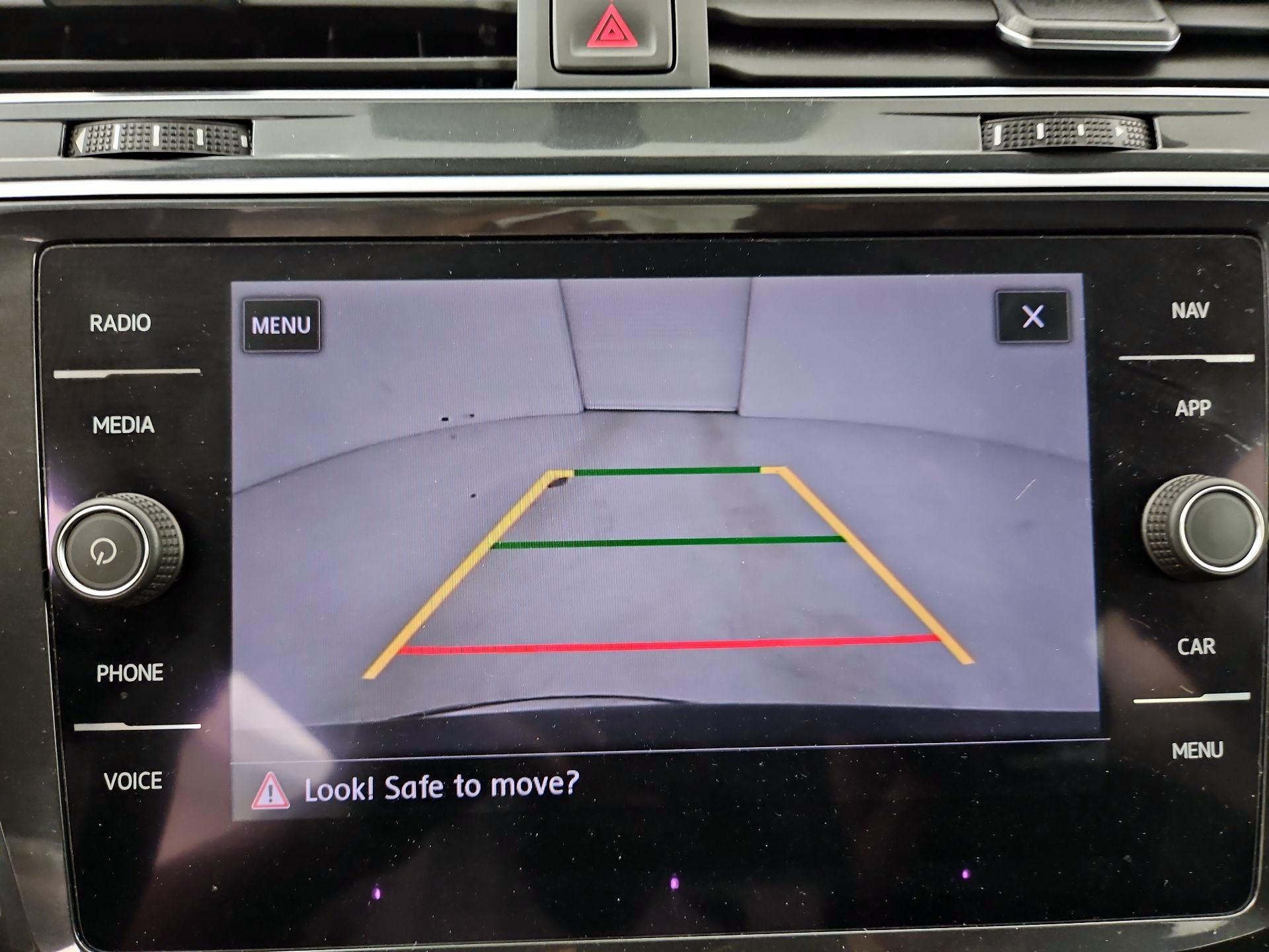Thumbnail: 2019 Volkswagen Tiguan - 15