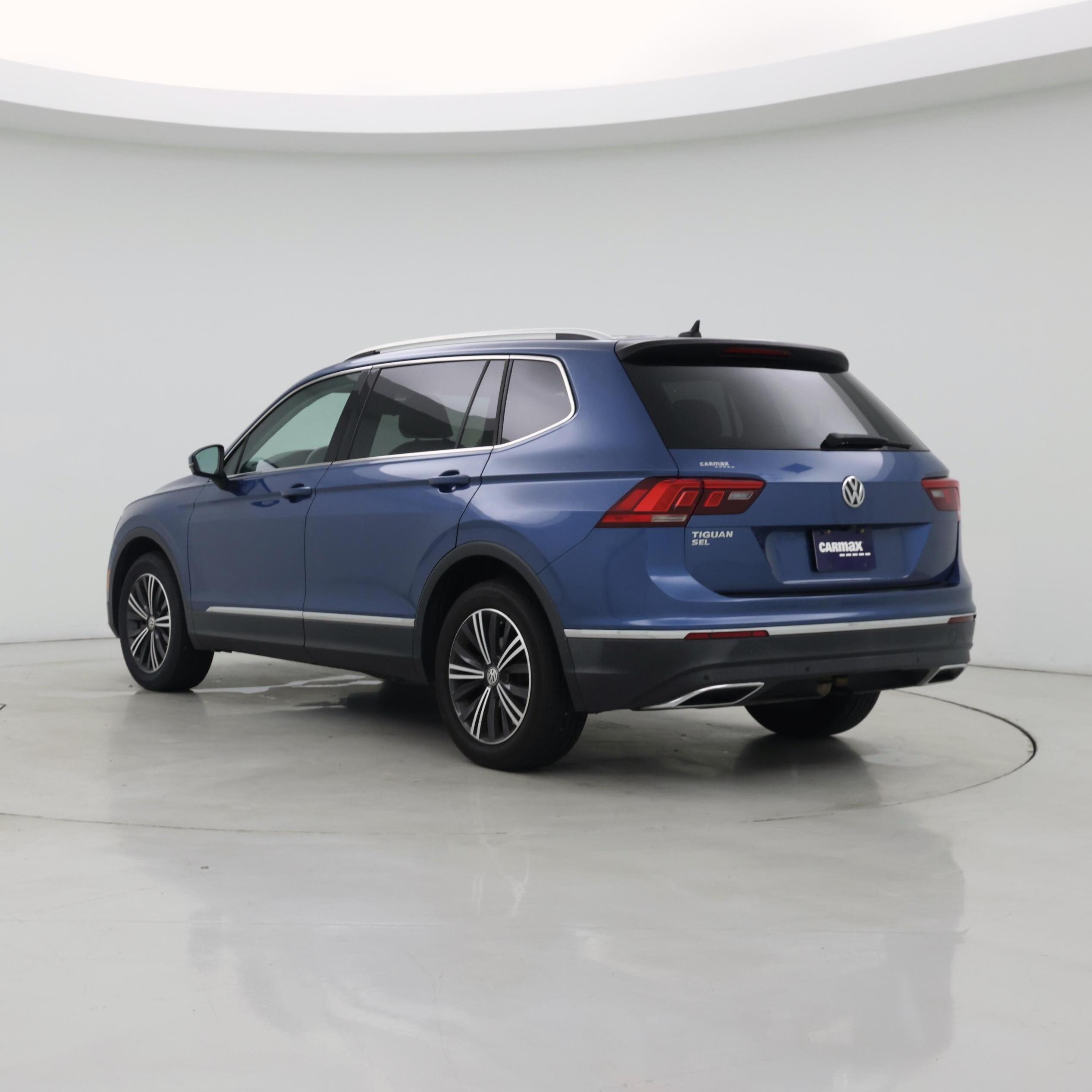 Thumbnail: 2019 Volkswagen Tiguan - 2
