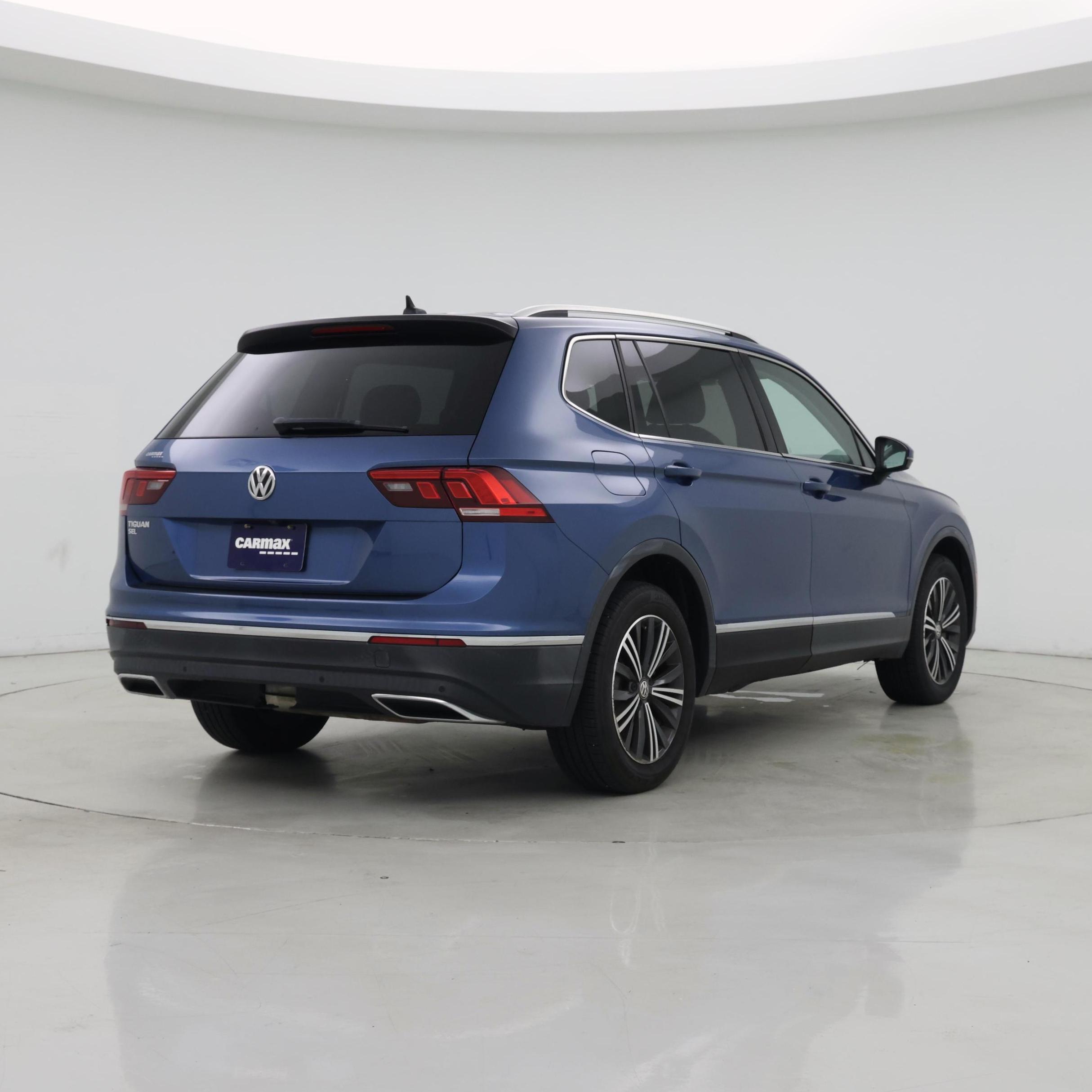 Thumbnail: 2019 Volkswagen Tiguan - 8